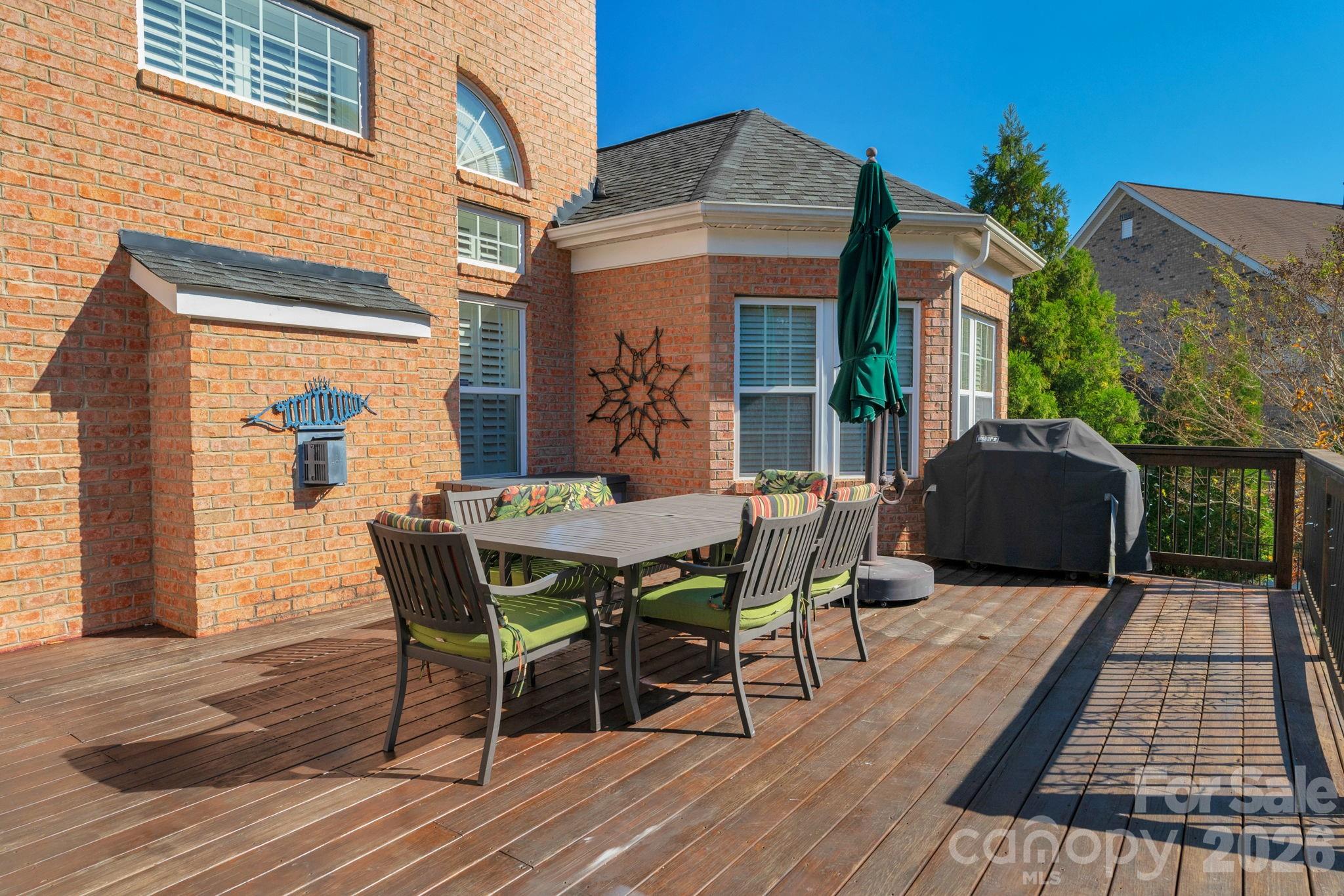 7122 Yellowhorn Trail