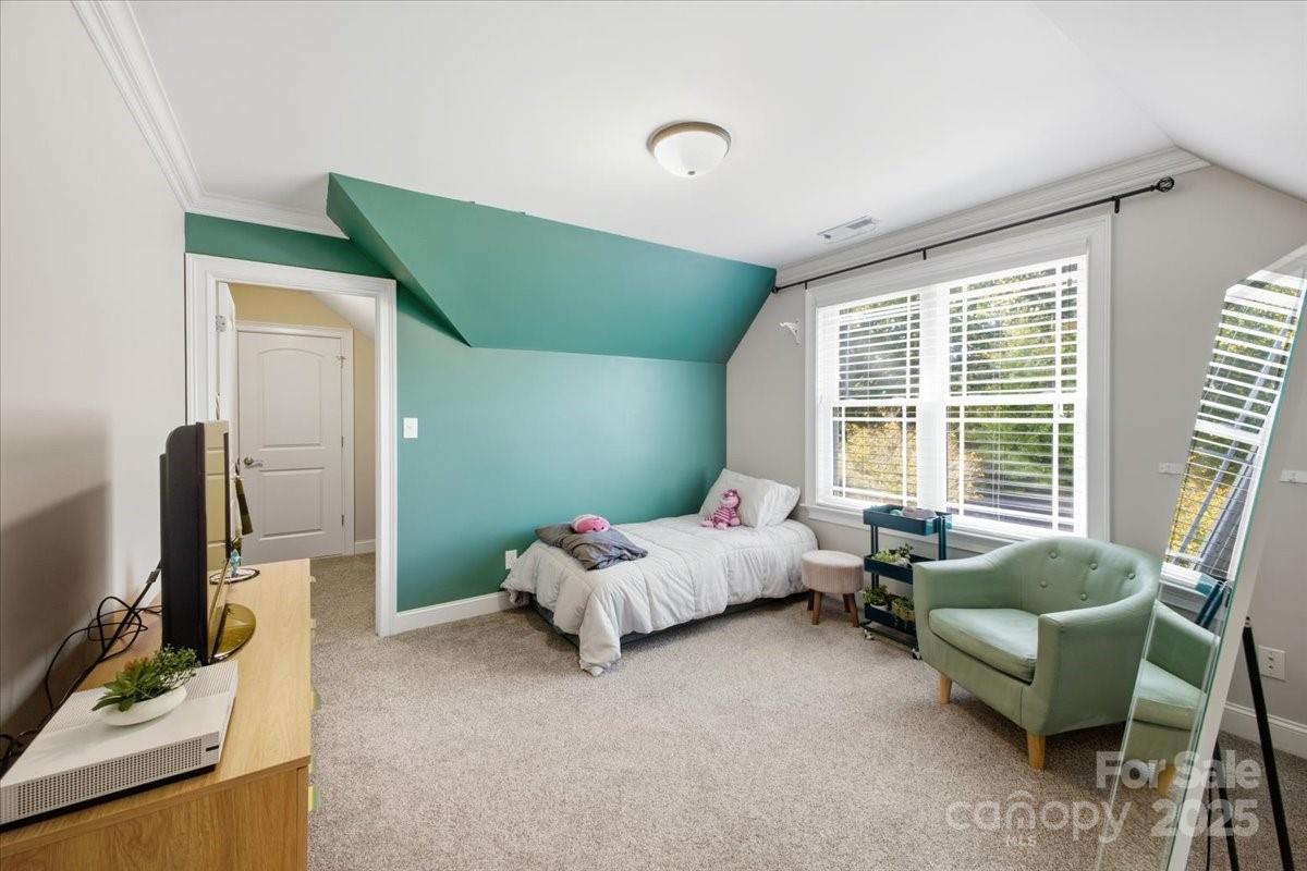 7511 Pine Glade Drive