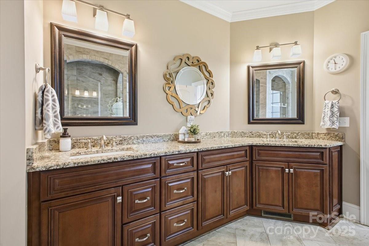 7511 Pine Glade Drive