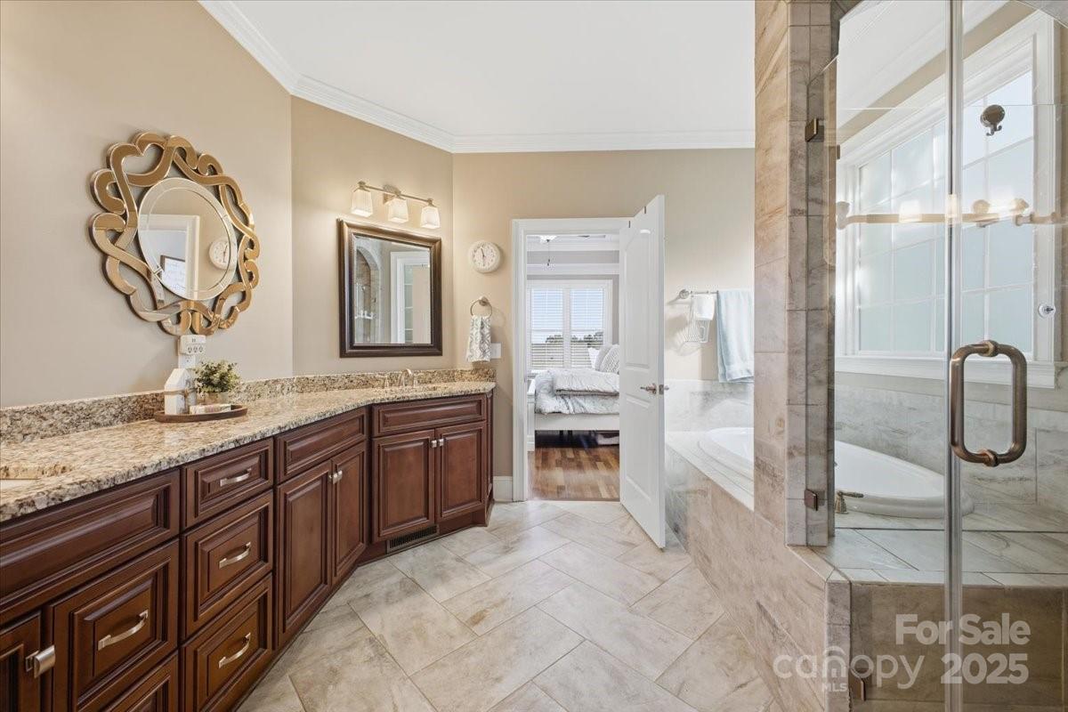 7511 Pine Glade Drive