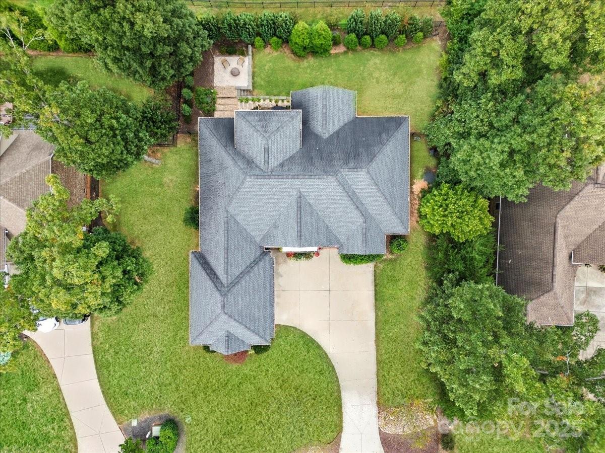 7511 Pine Glade Drive