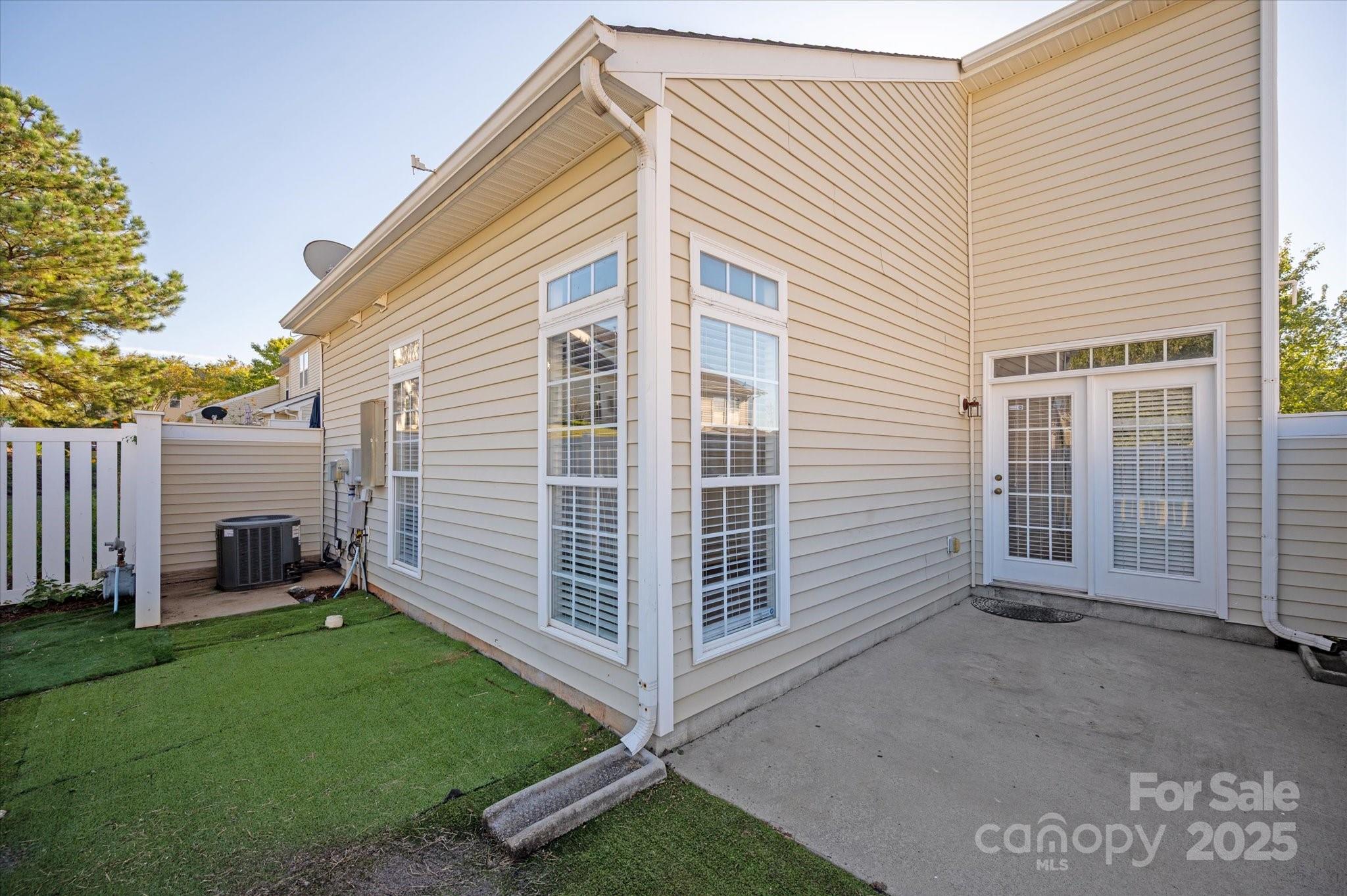 6014 Black Heath Drive