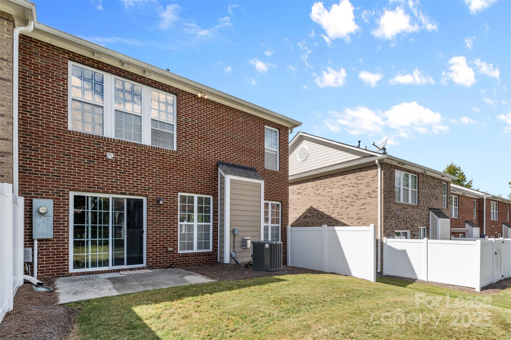 15627 Canmore Street