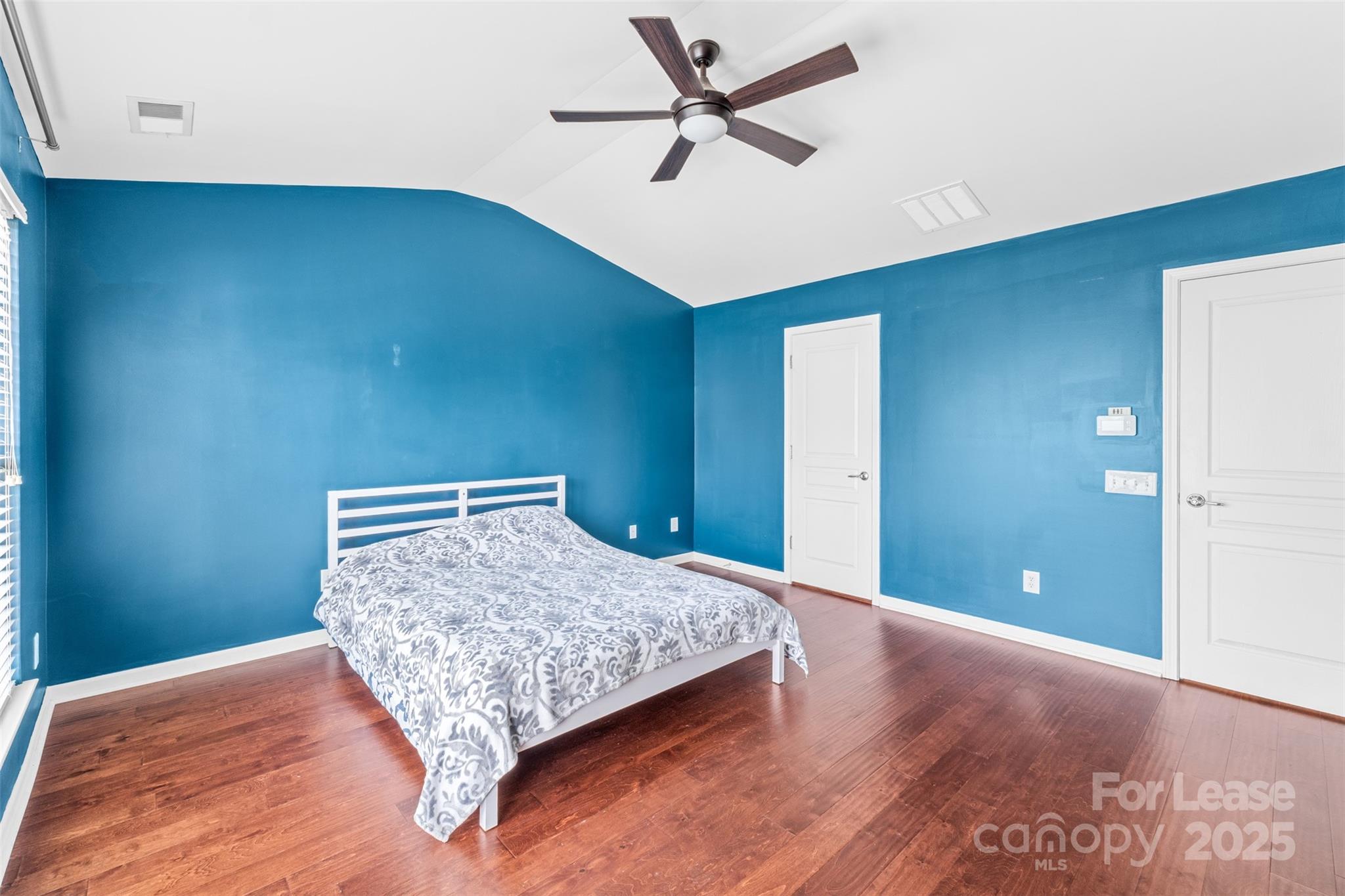 15627 Canmore Street