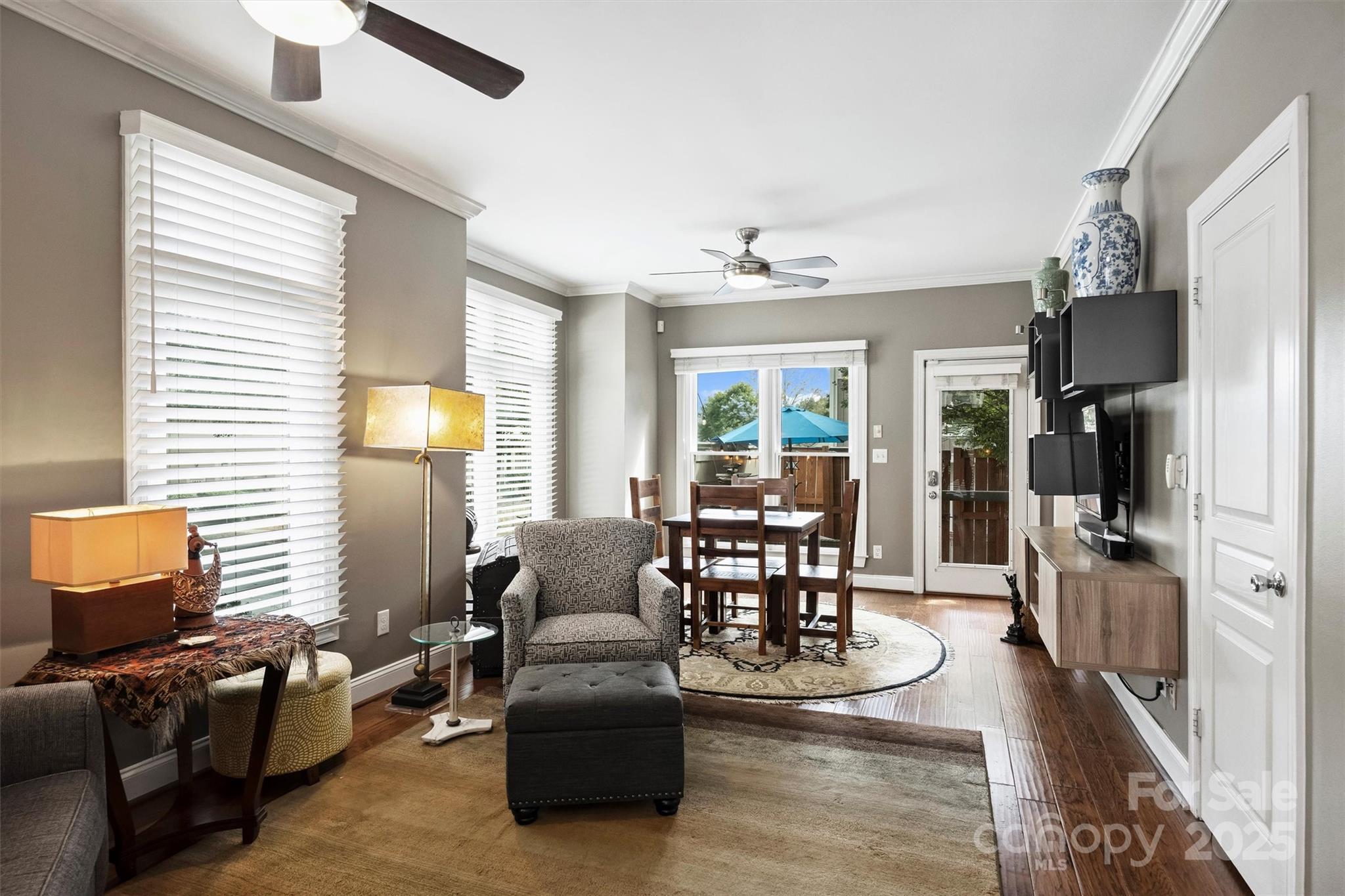 1073 Park West Drive