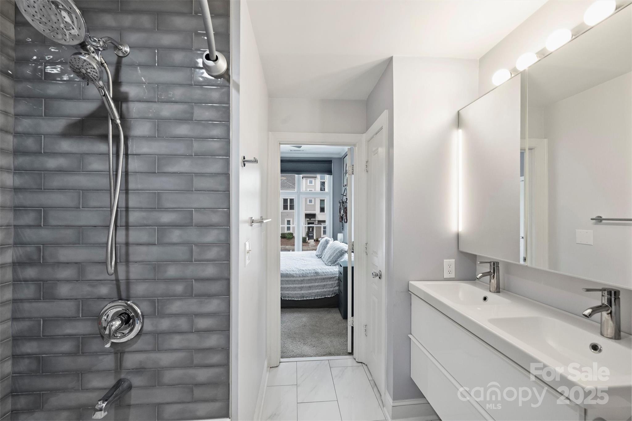 1073 Park West Drive