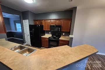 4013 Holly Villa Circle