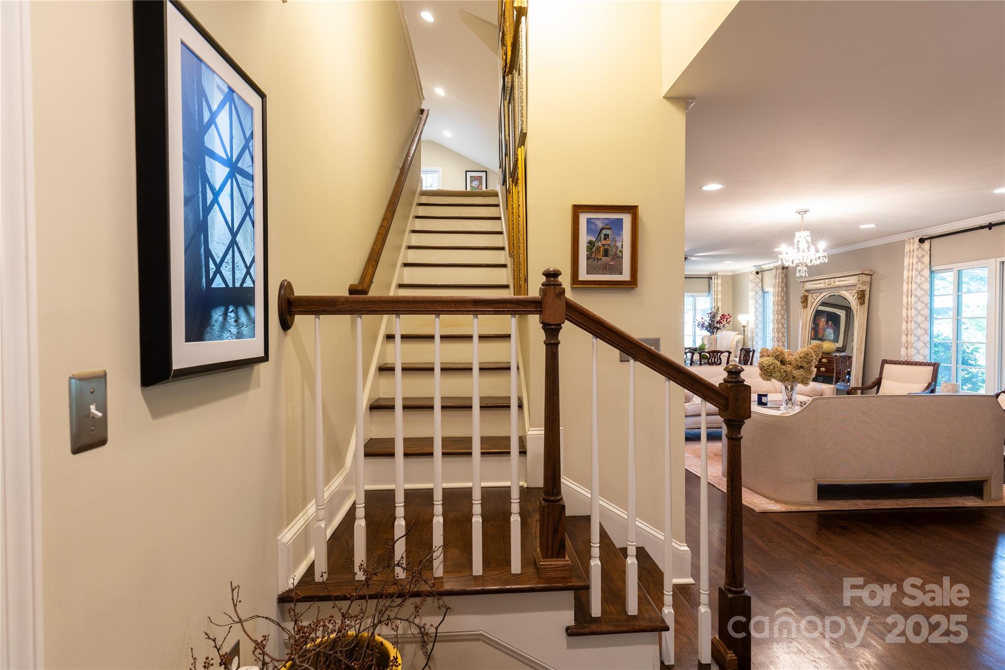 802 E Franklin Street