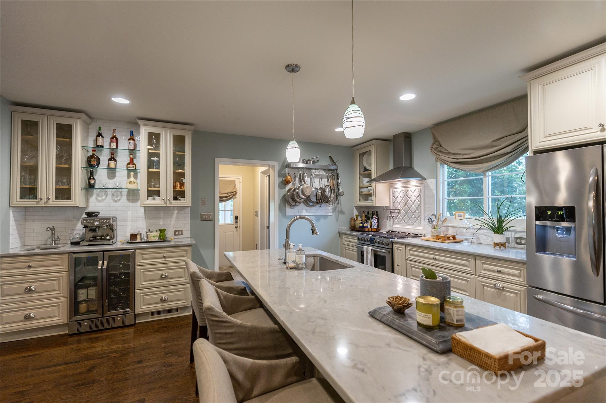 802 E Franklin Street