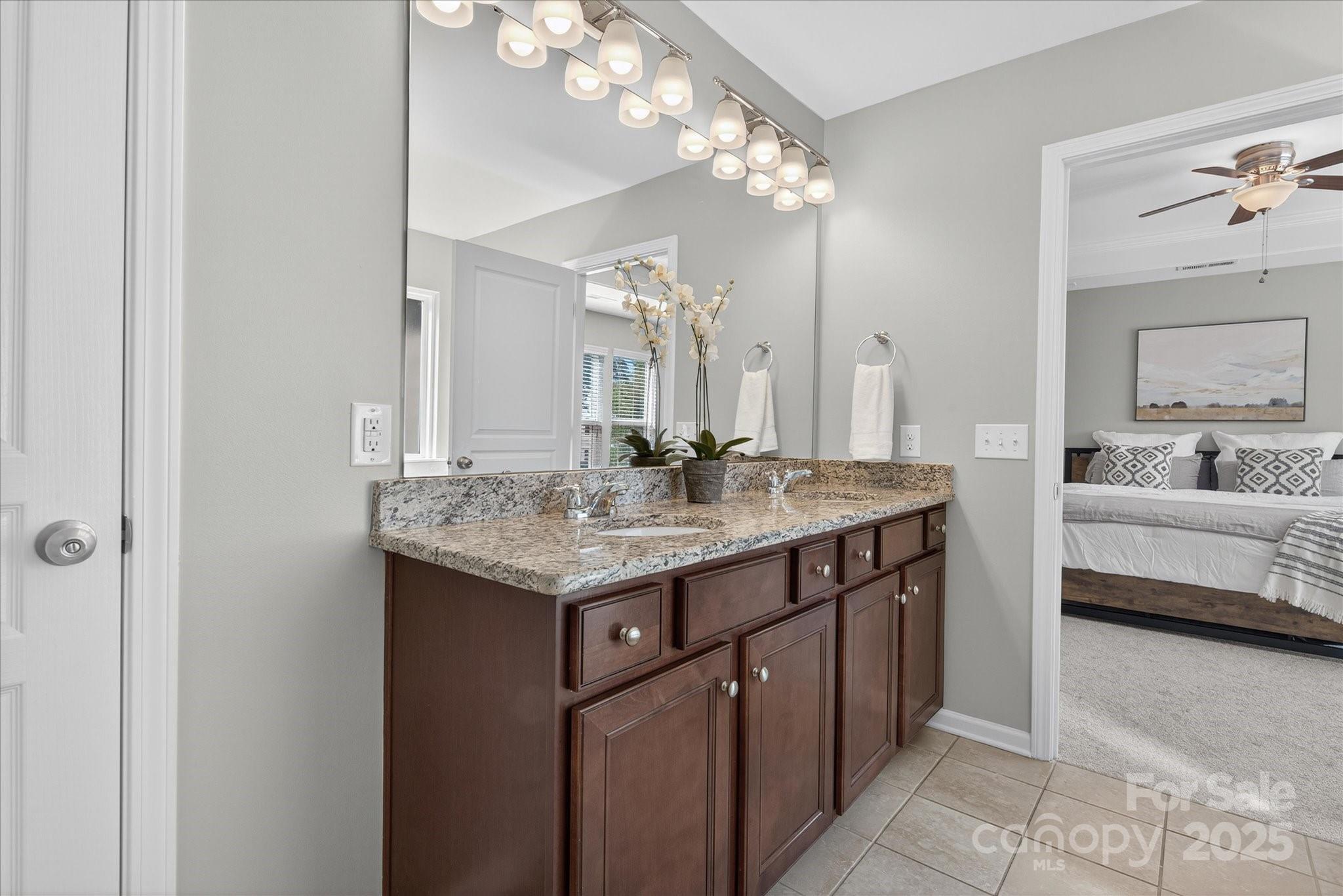 6621 Central Pacific Avenue