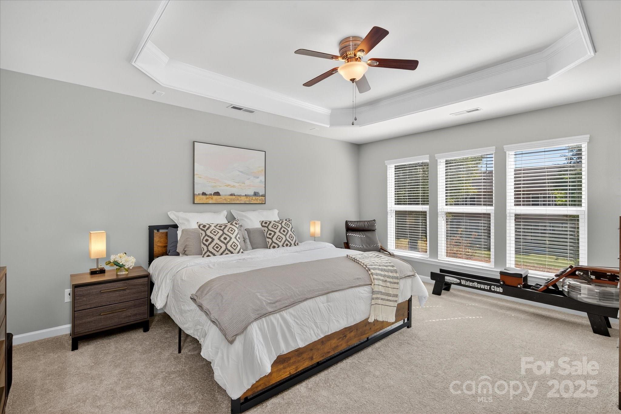 6621 Central Pacific Avenue