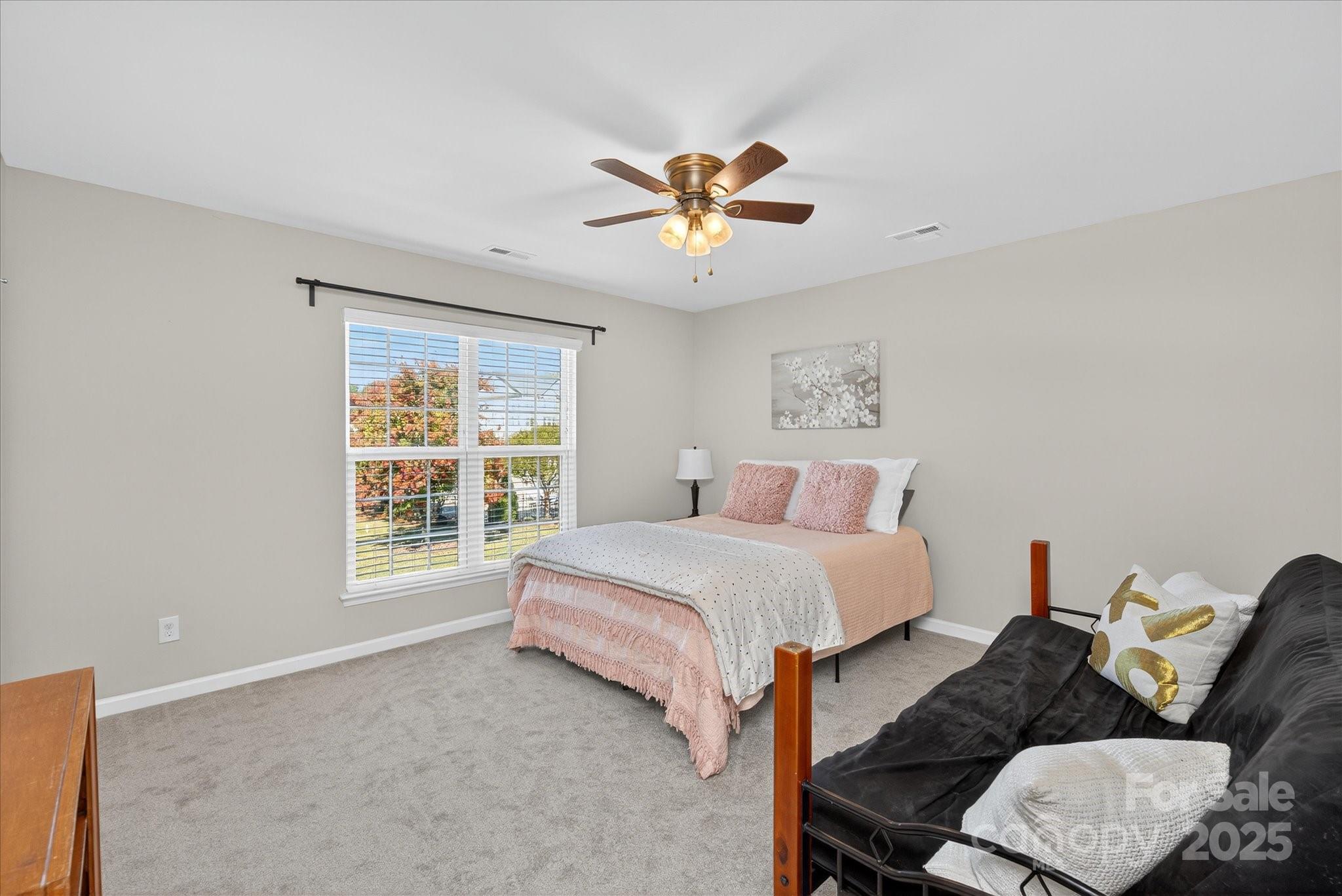 6621 Central Pacific Avenue