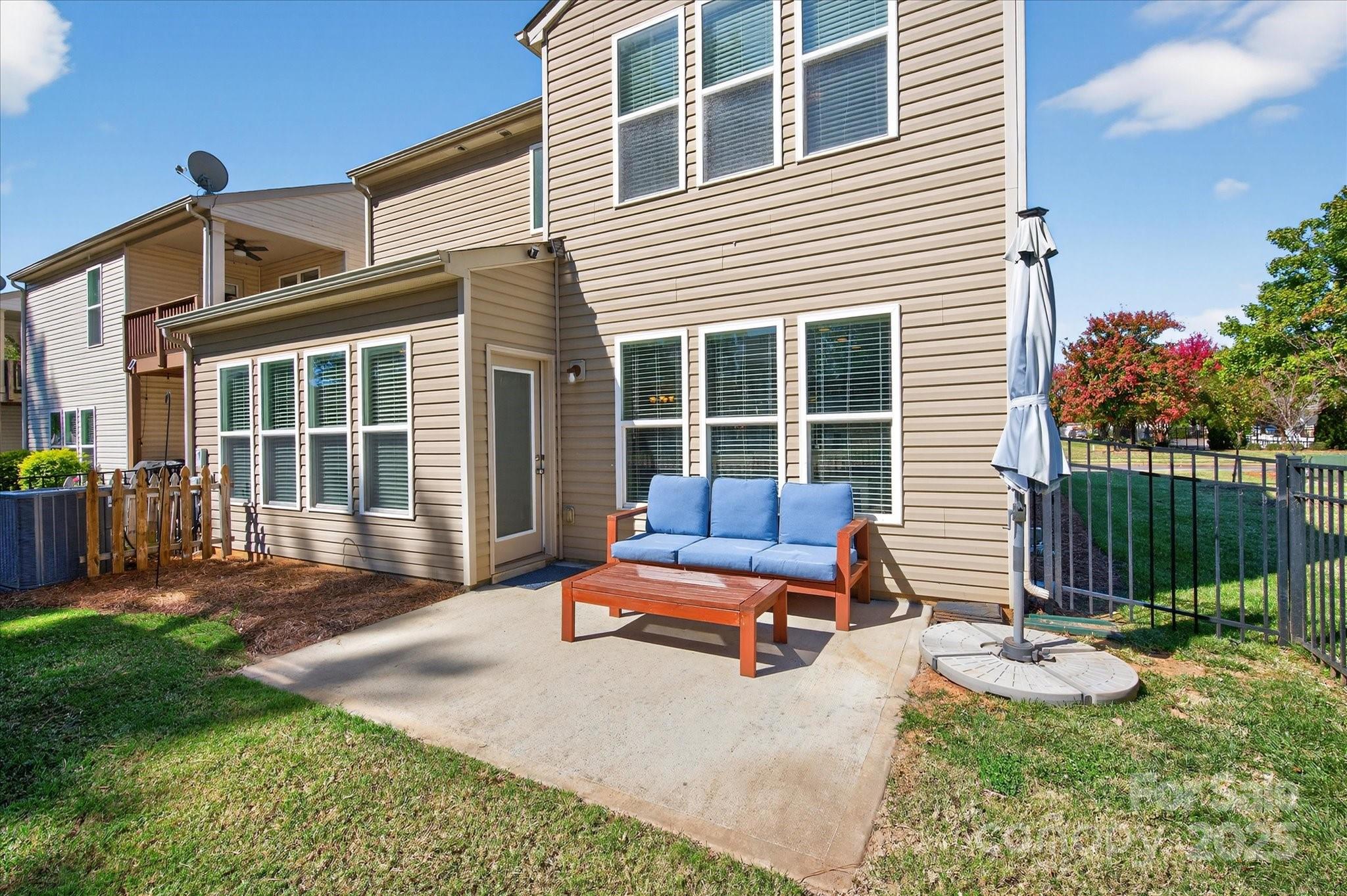 6621 Central Pacific Avenue