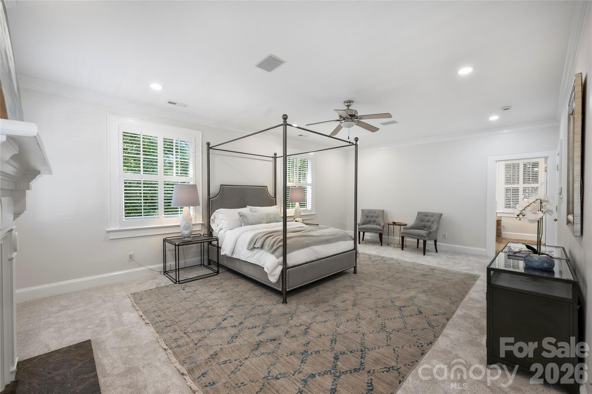 2126 Dilworth Road E