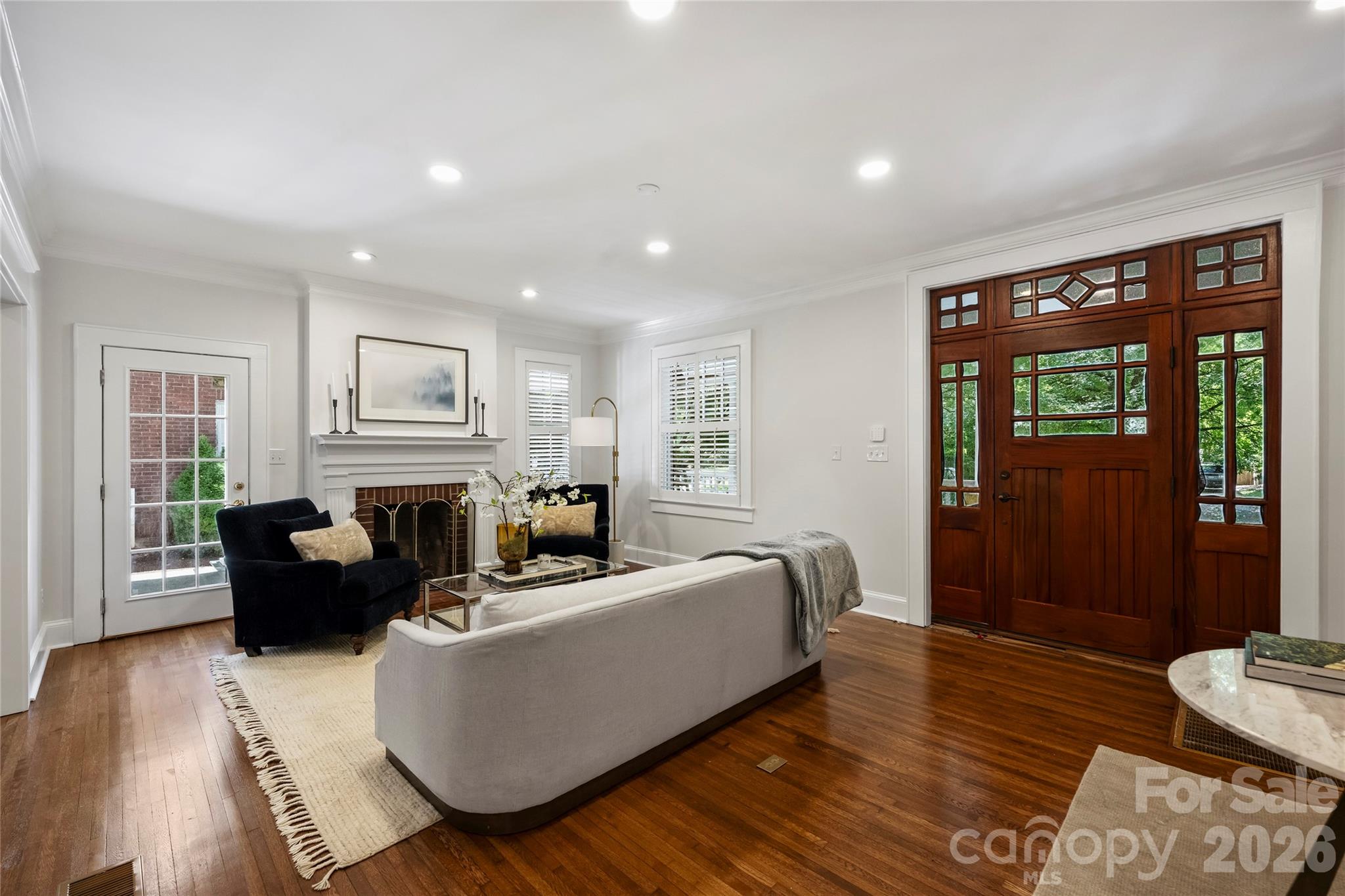 2126 Dilworth Road E