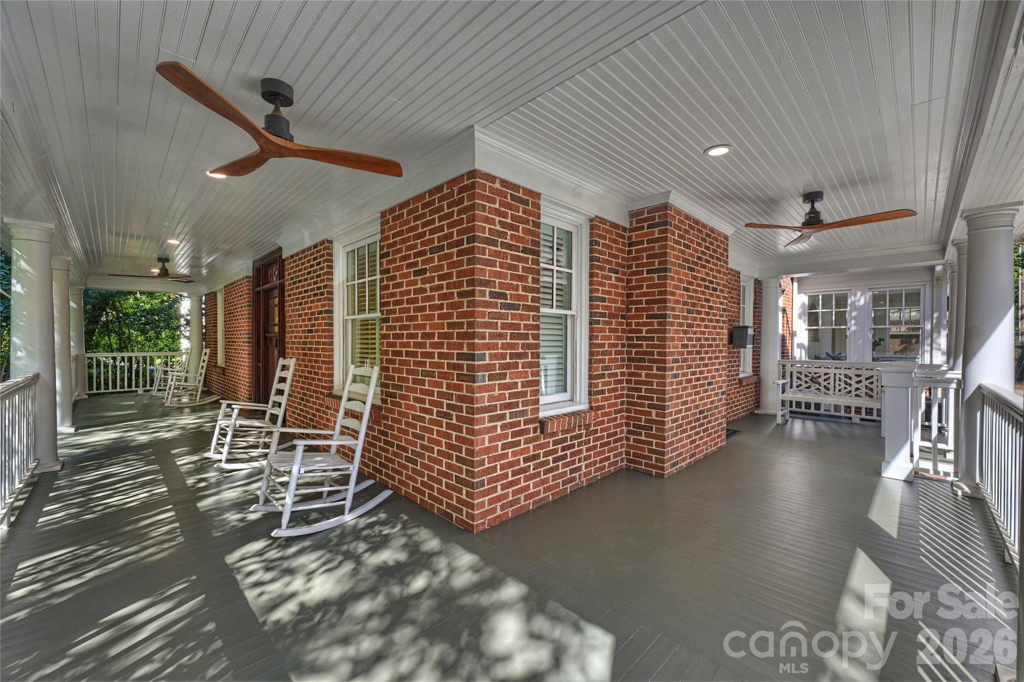 2126 Dilworth Road E