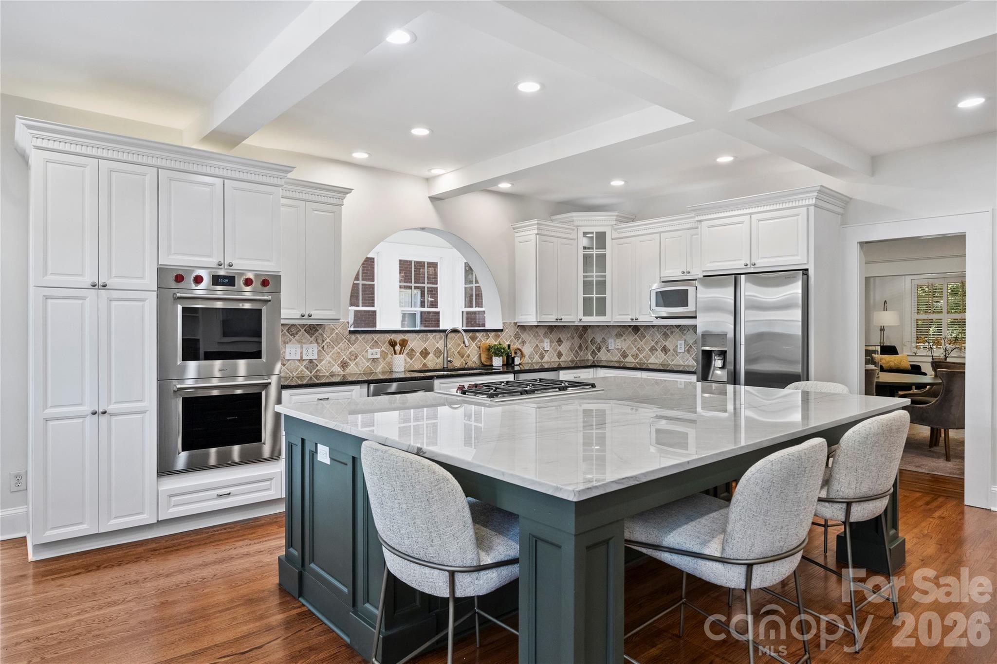 2126 Dilworth Road E