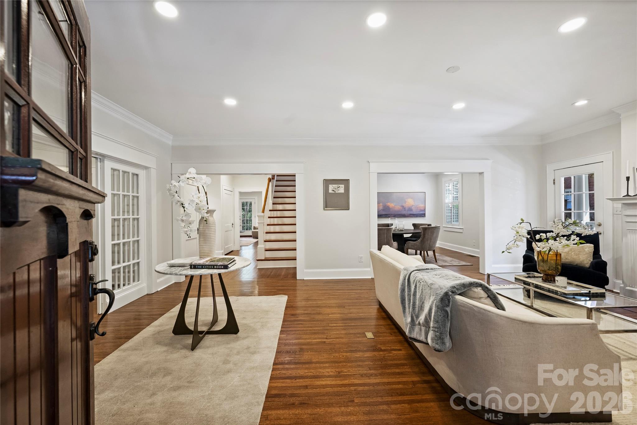 2126 Dilworth Road E