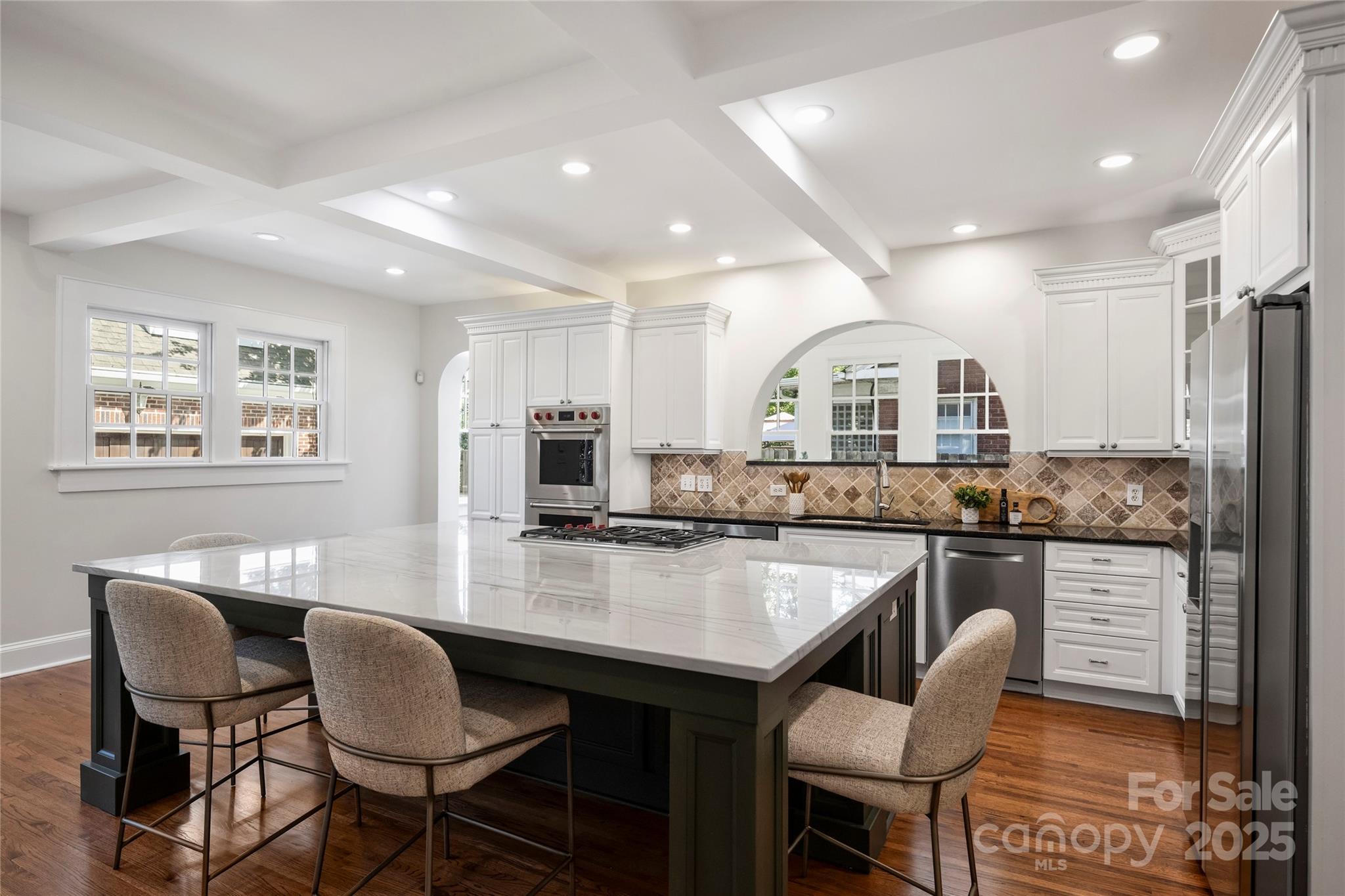 2126 Dilworth Road E