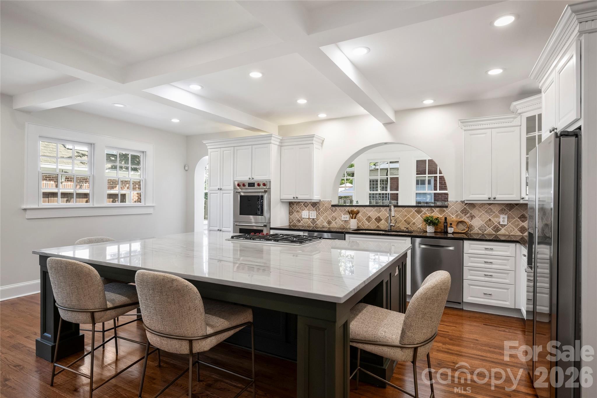 2126 Dilworth Road E