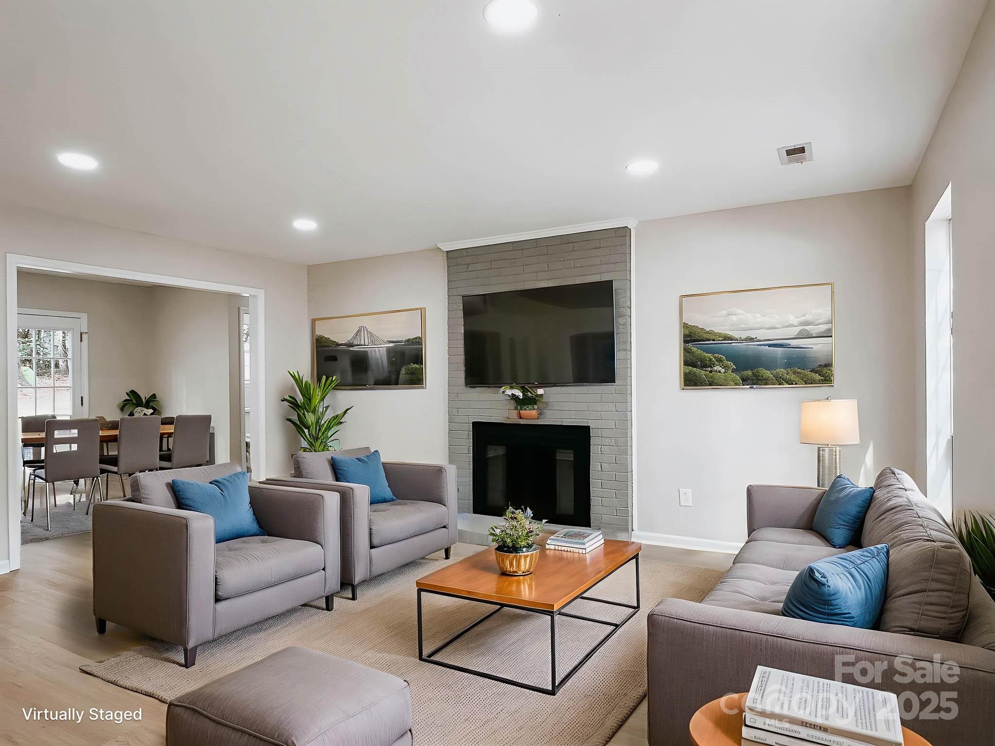 2105 Killarney Place