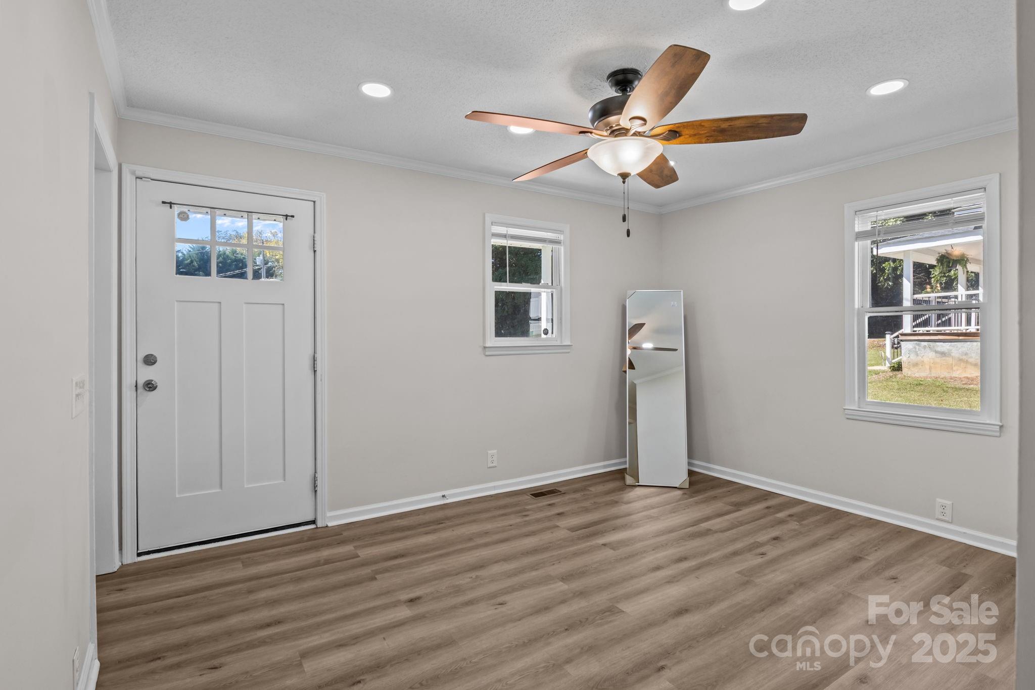 1004 Plymouth Street