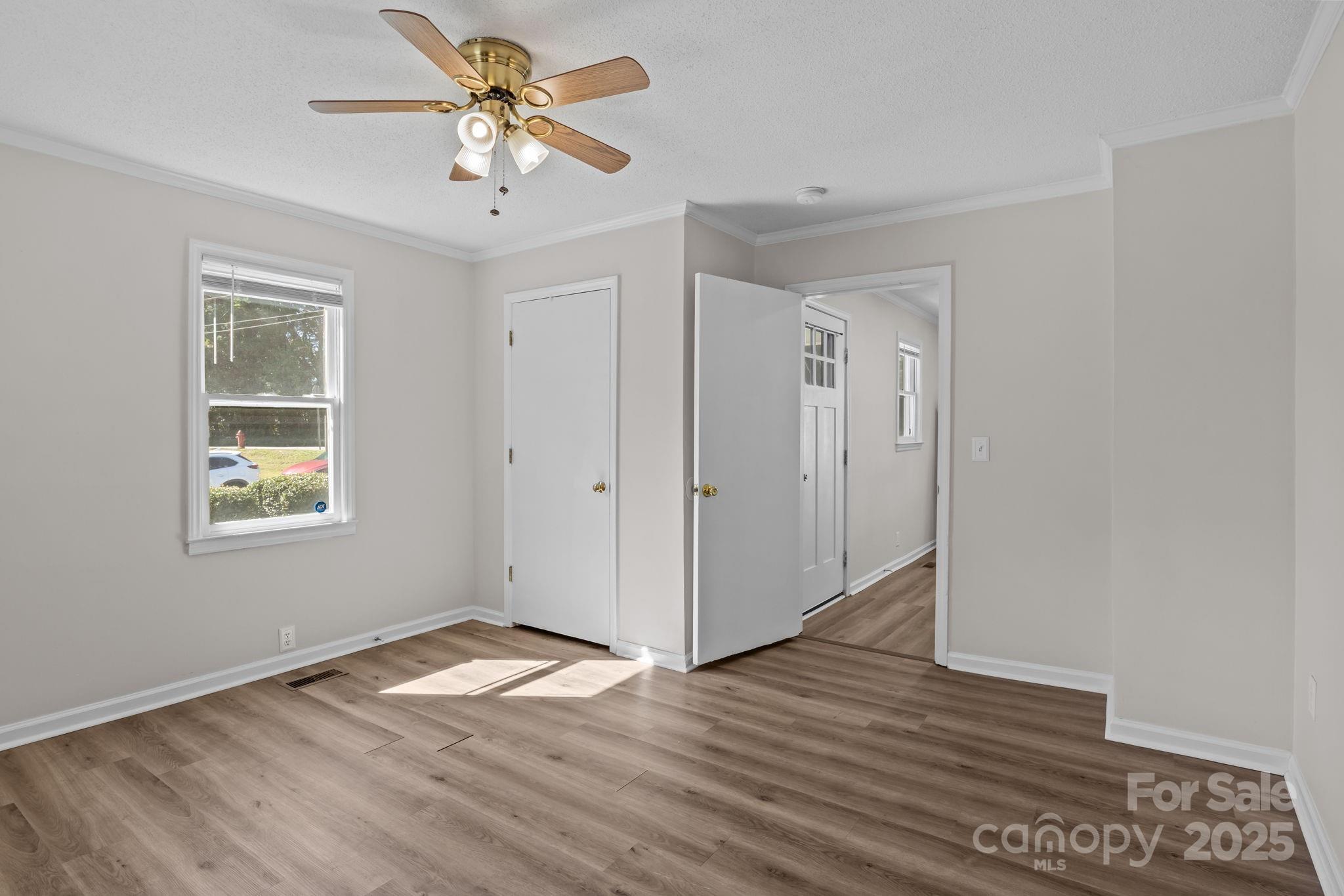 1004 Plymouth Street