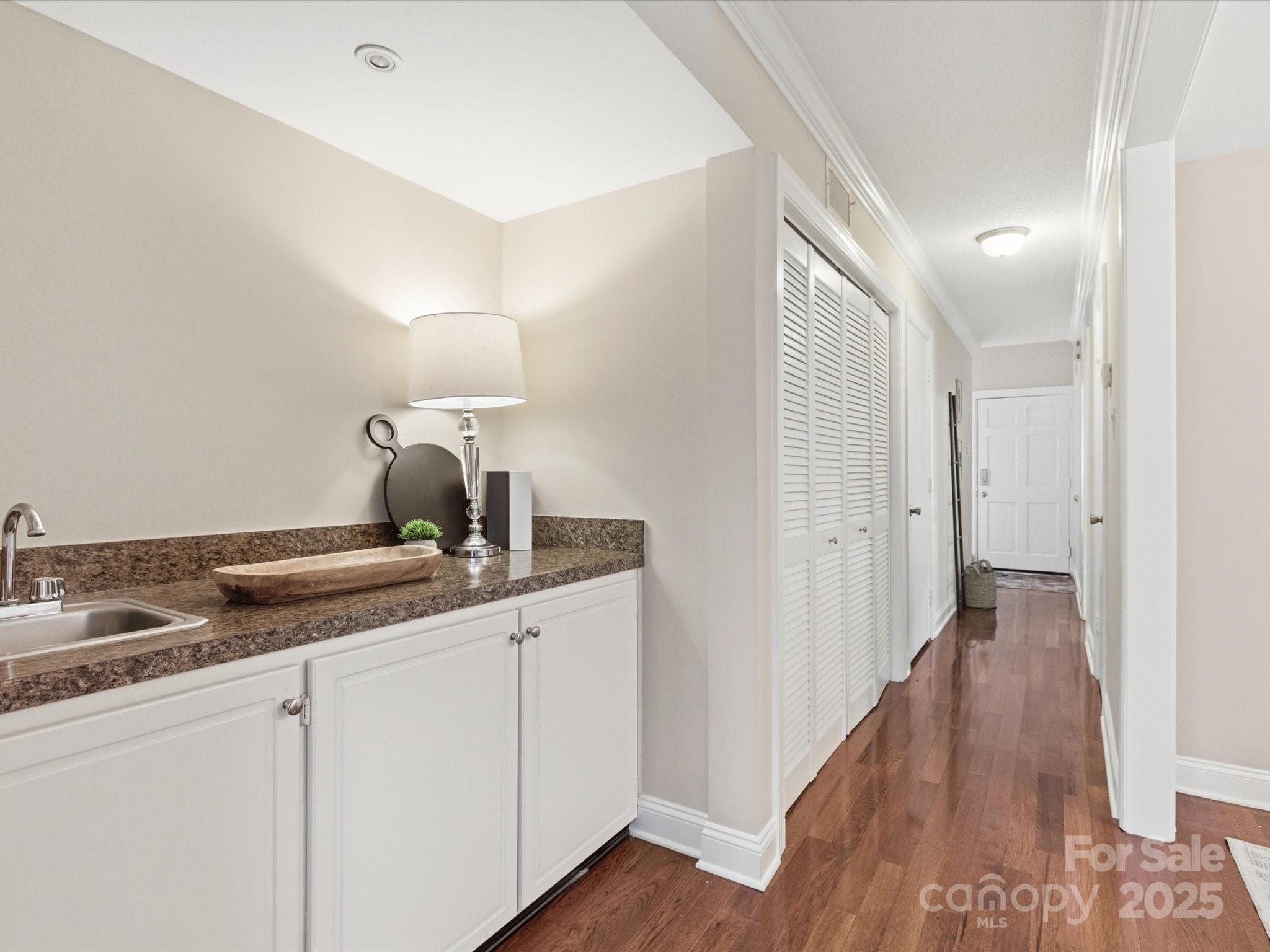 7925 Charter Oak Lane