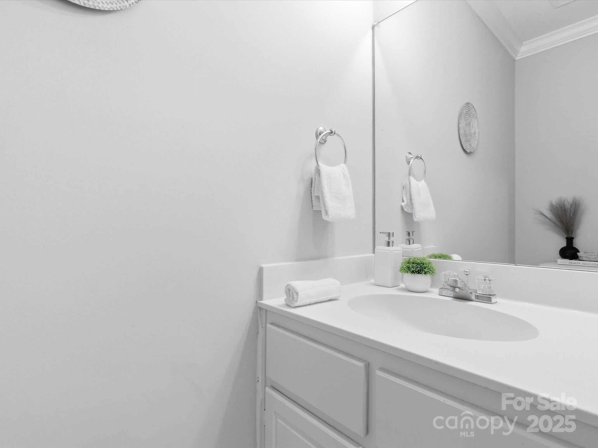 7925 Charter Oak Lane