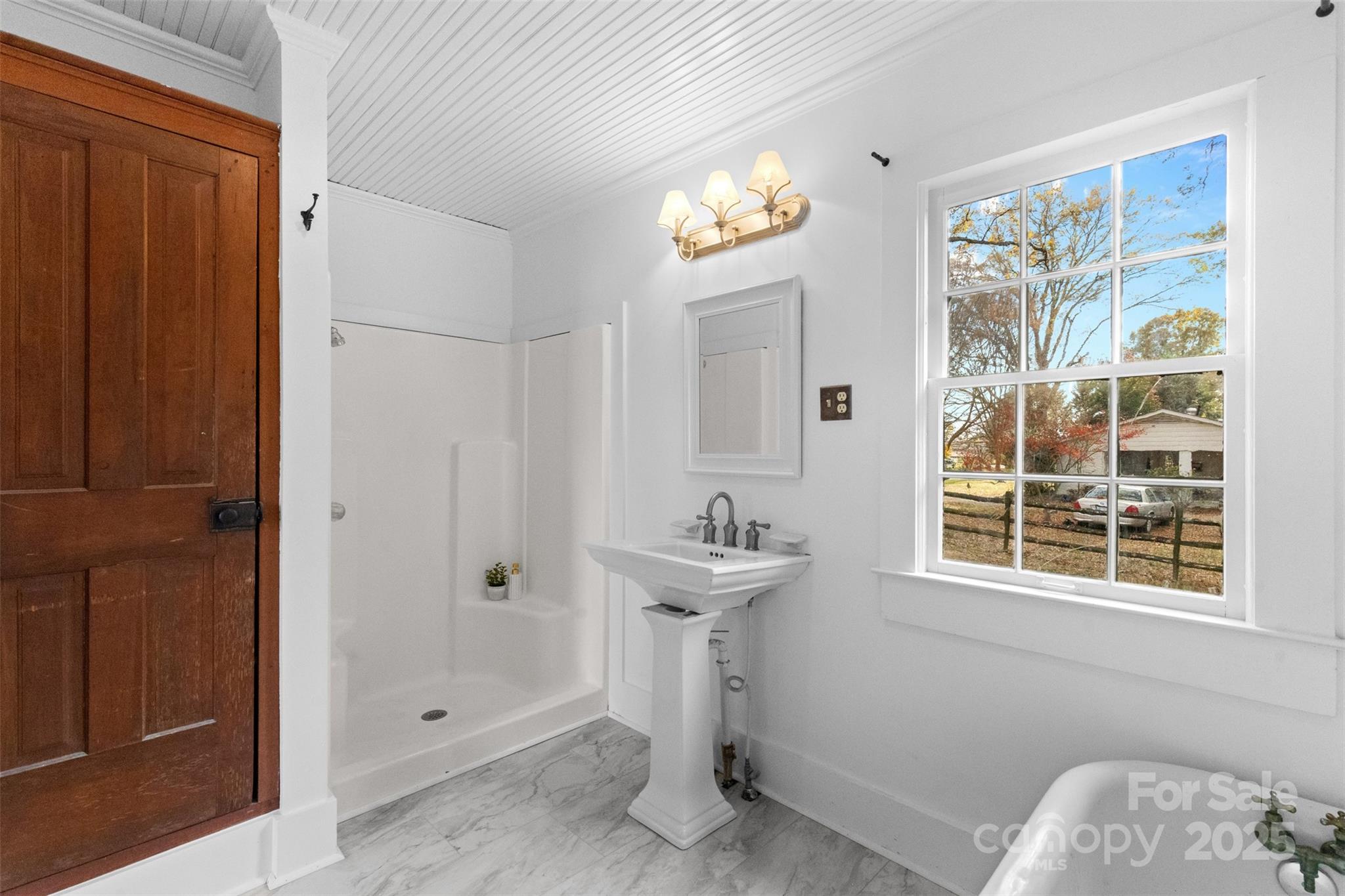 5607 Matthews-Mint Hill Road