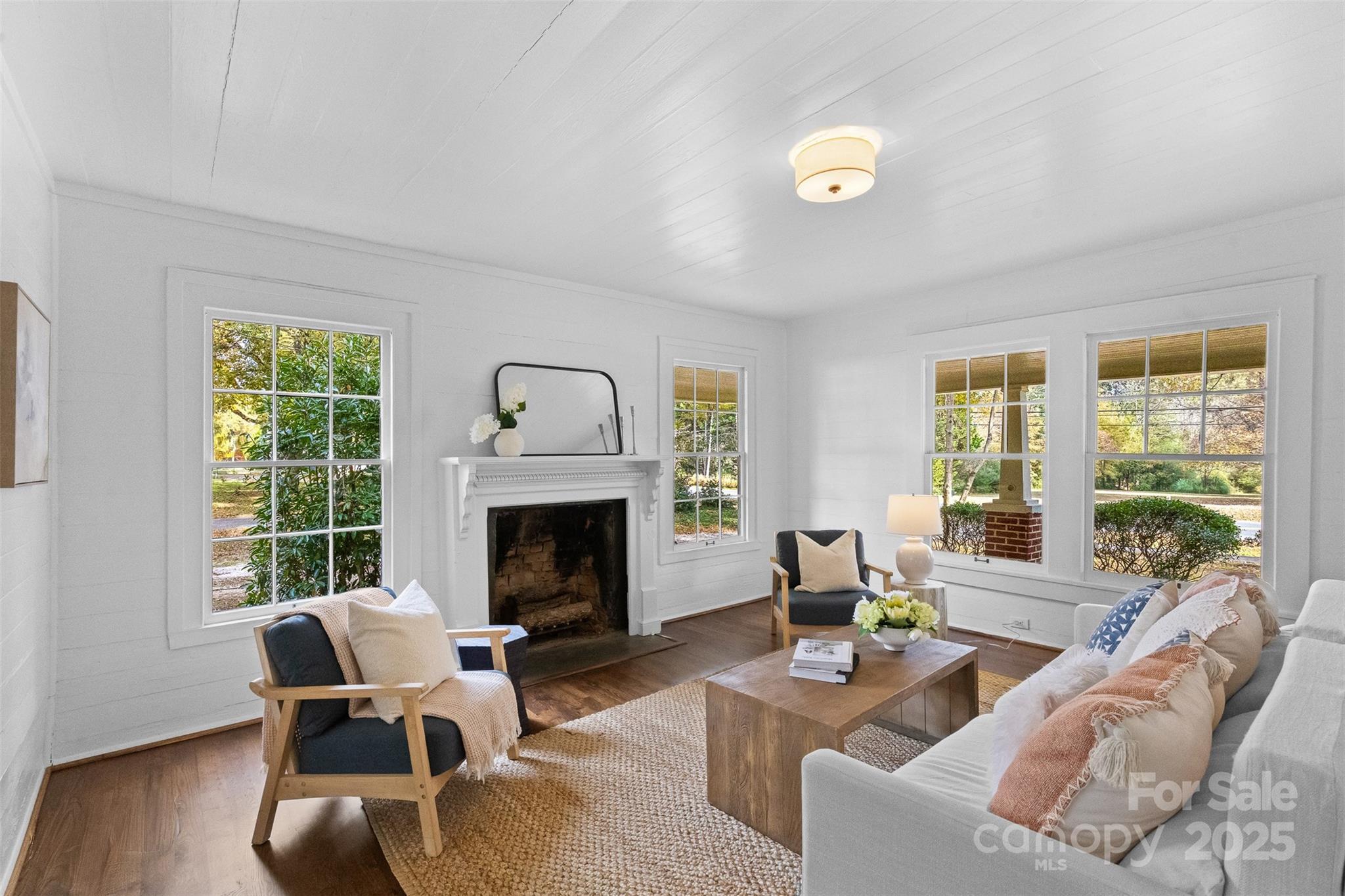 5607 Matthews-Mint Hill Road