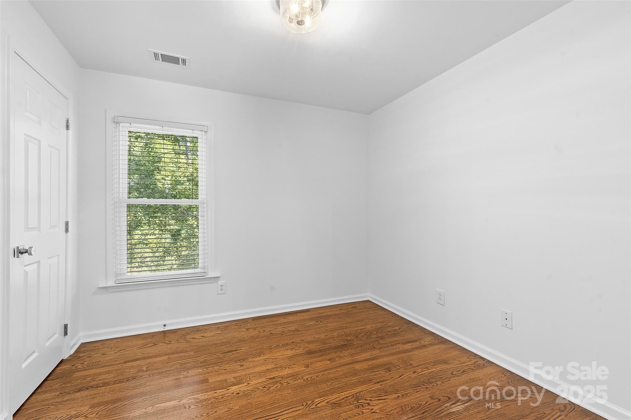 2016 Sablewood Drive