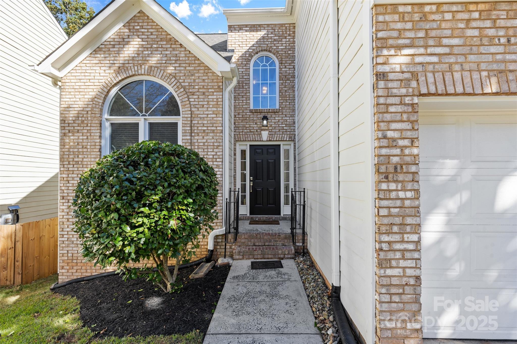 2016 Sablewood Drive