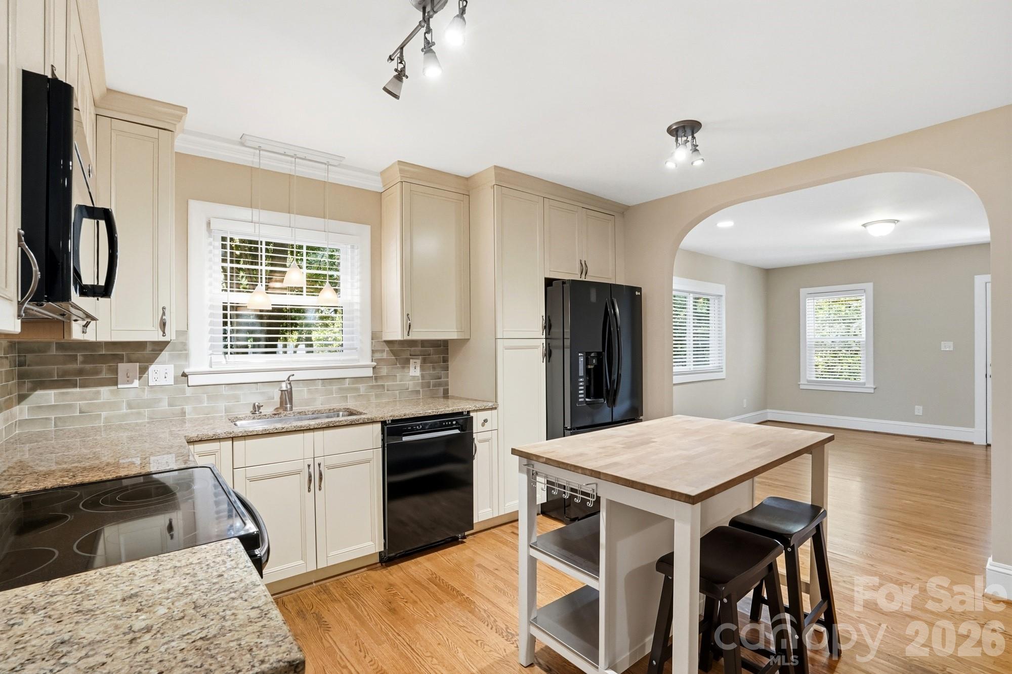 3108 Westmoreland Avenue