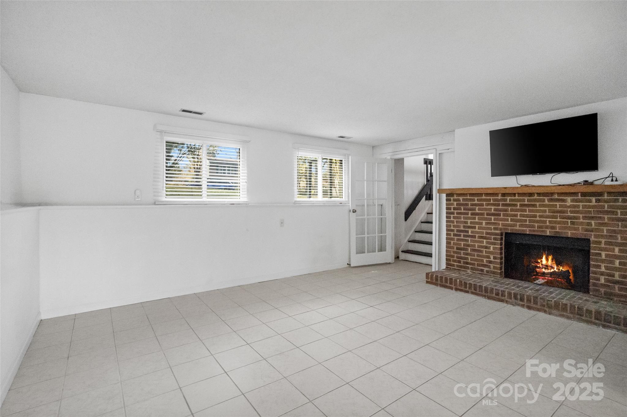 5709 Shadow Creek Road