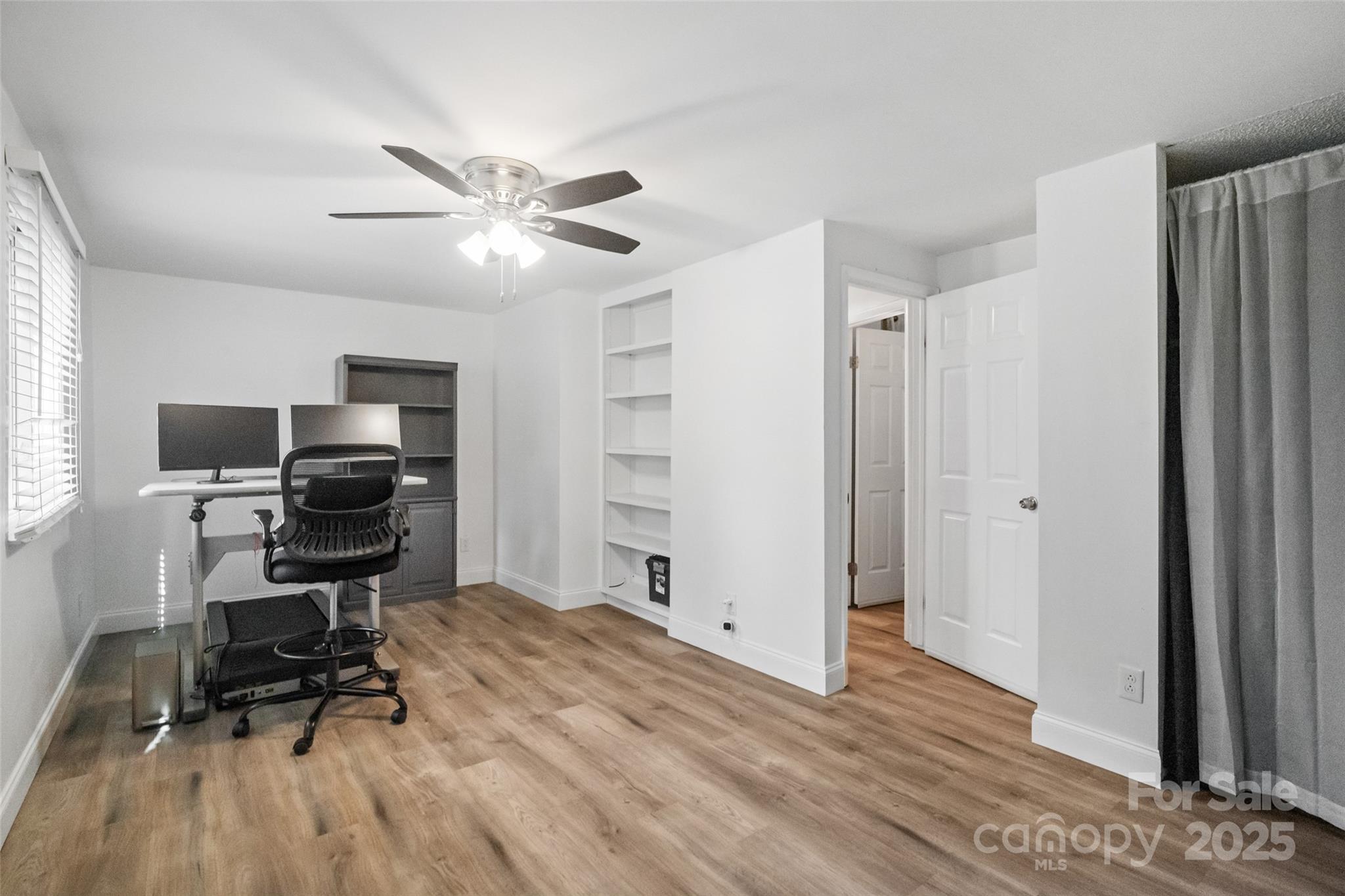 5709 Shadow Creek Road