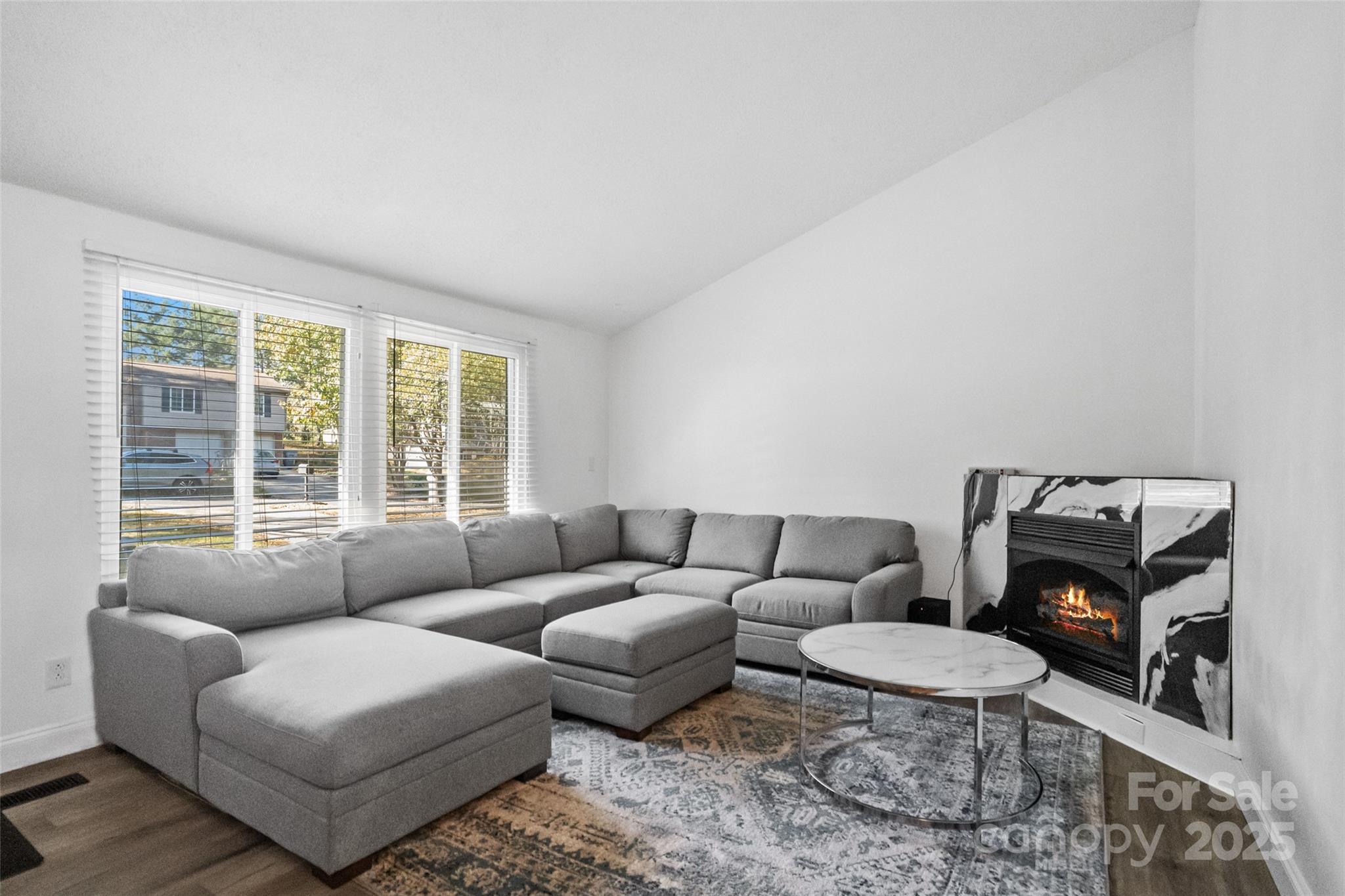 5709 Shadow Creek Road