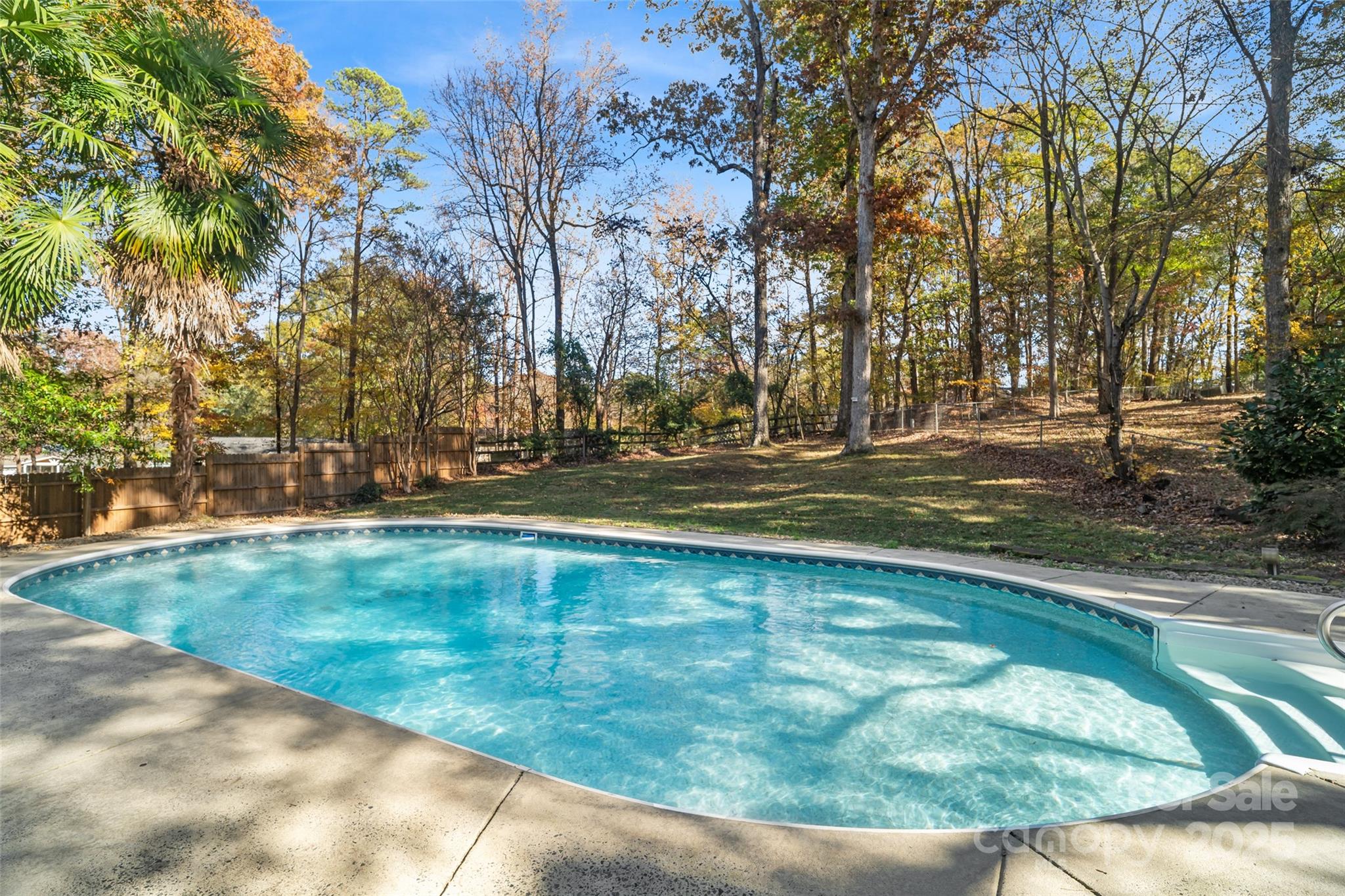 5709 Shadow Creek Road