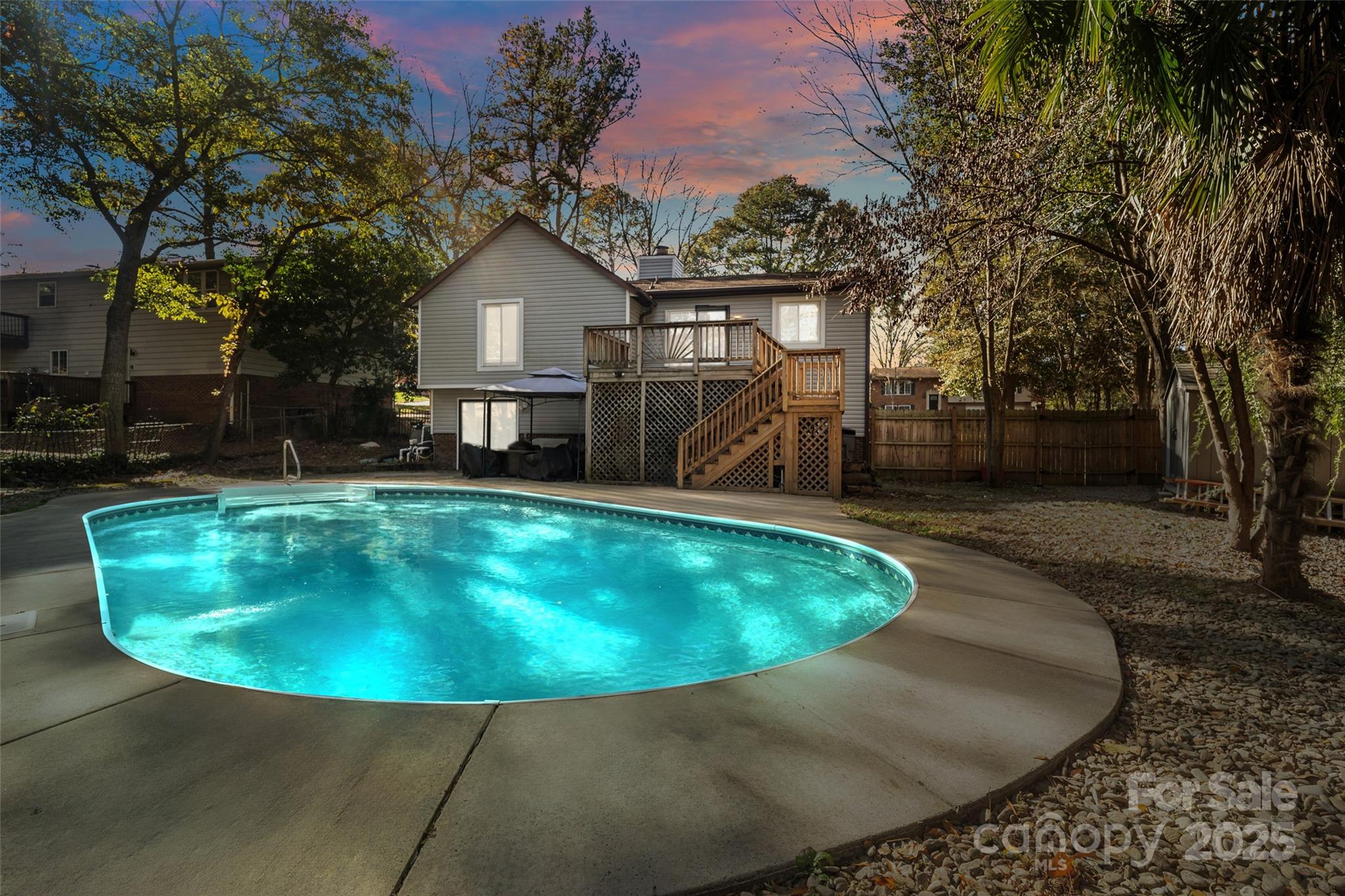 5709 Shadow Creek Road