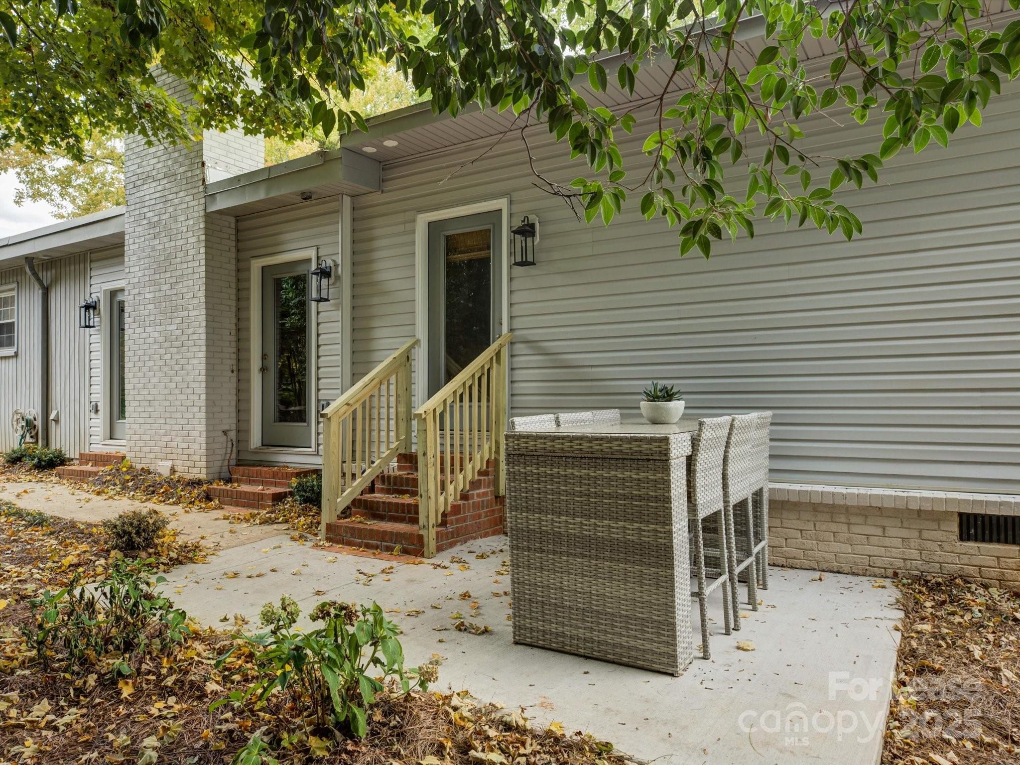 2016 Wedgedale Drive