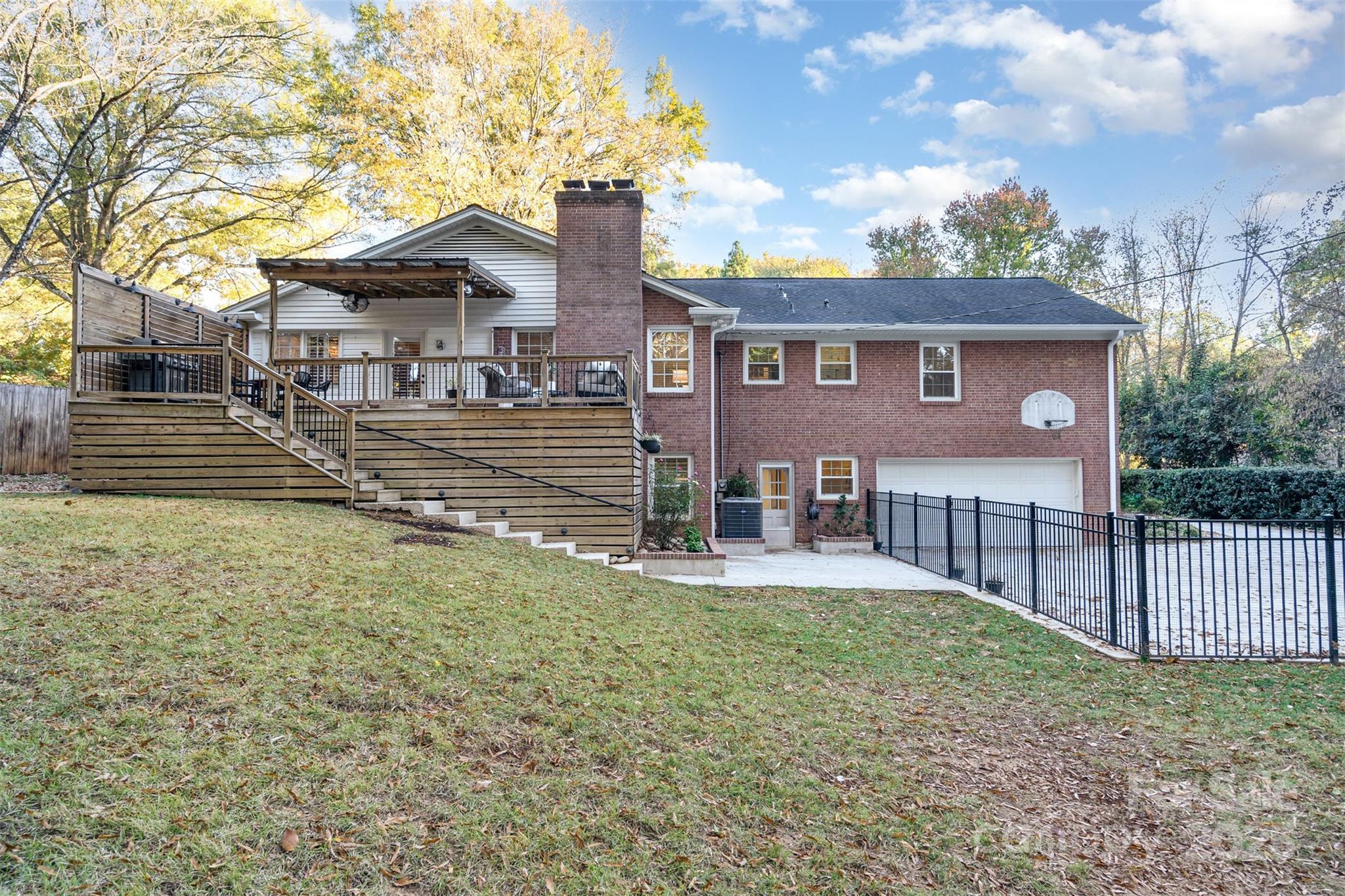 5411 Doncaster Drive