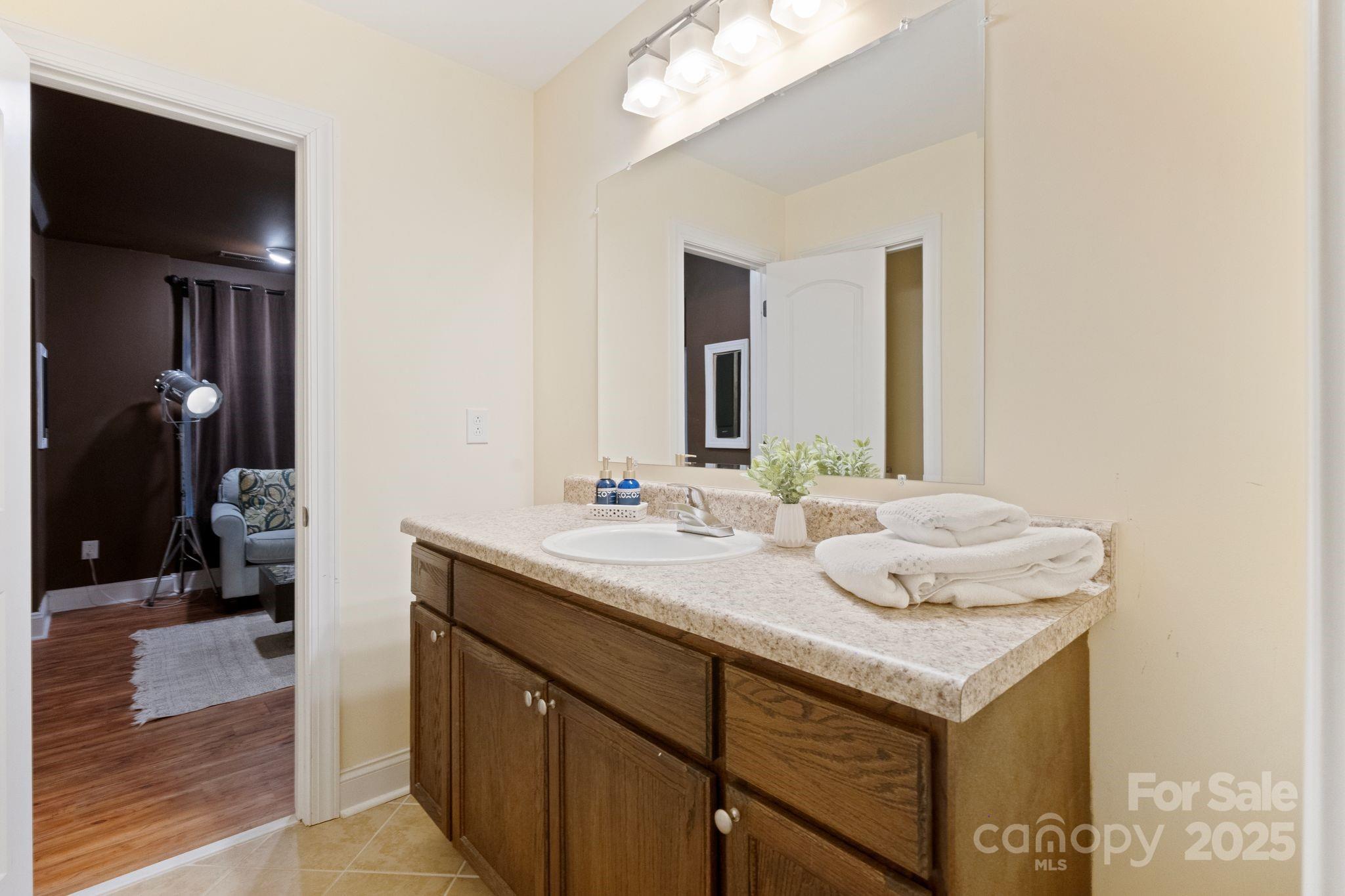 2327 Pinckney Avenue