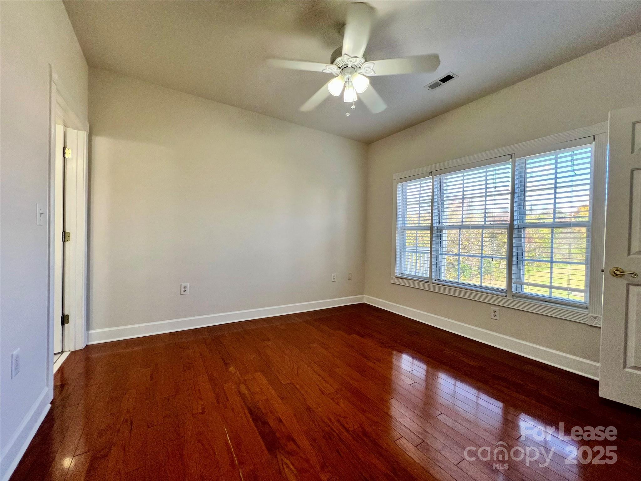 8929 Meadow Vista Road