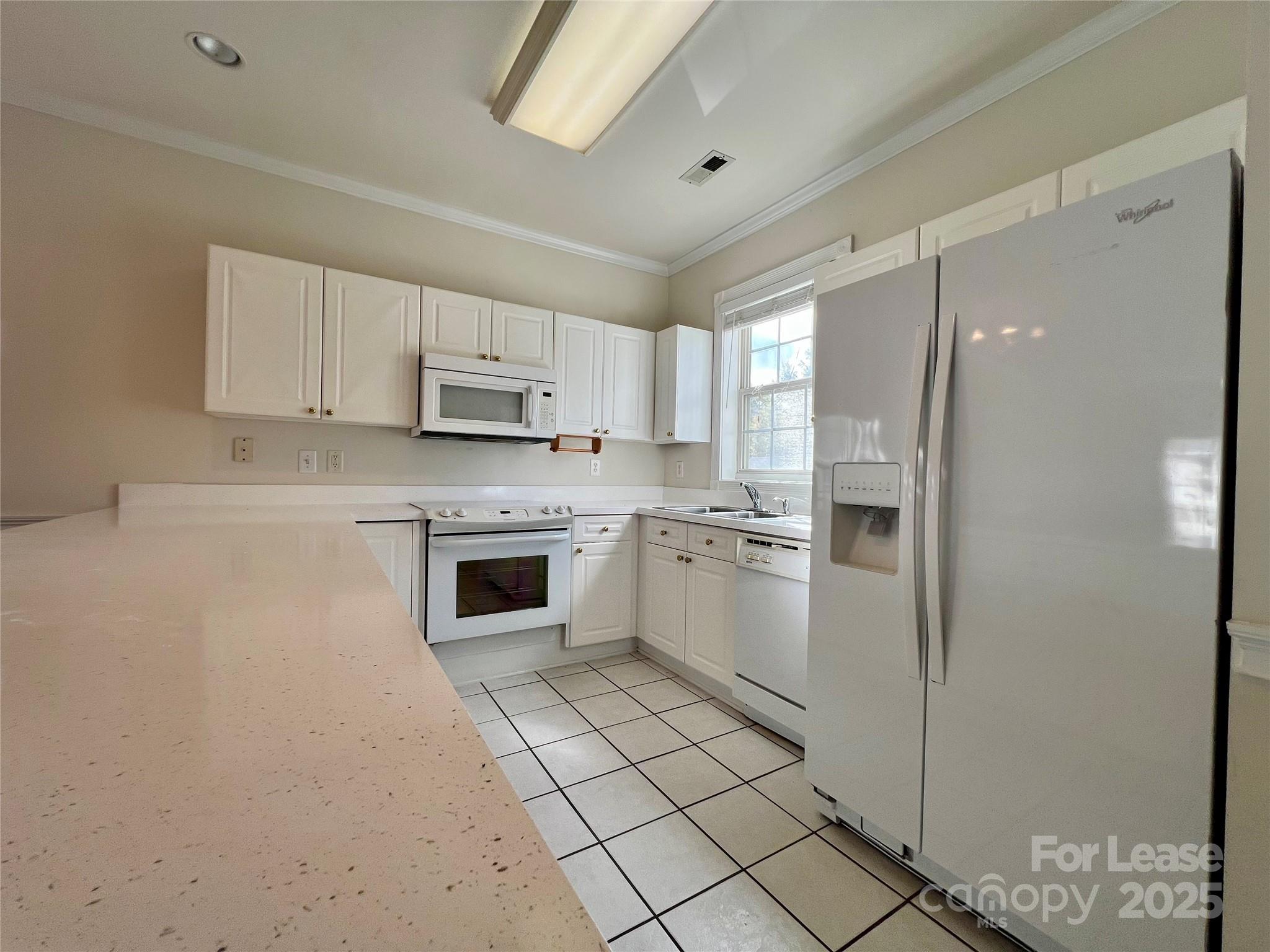 8929 Meadow Vista Road