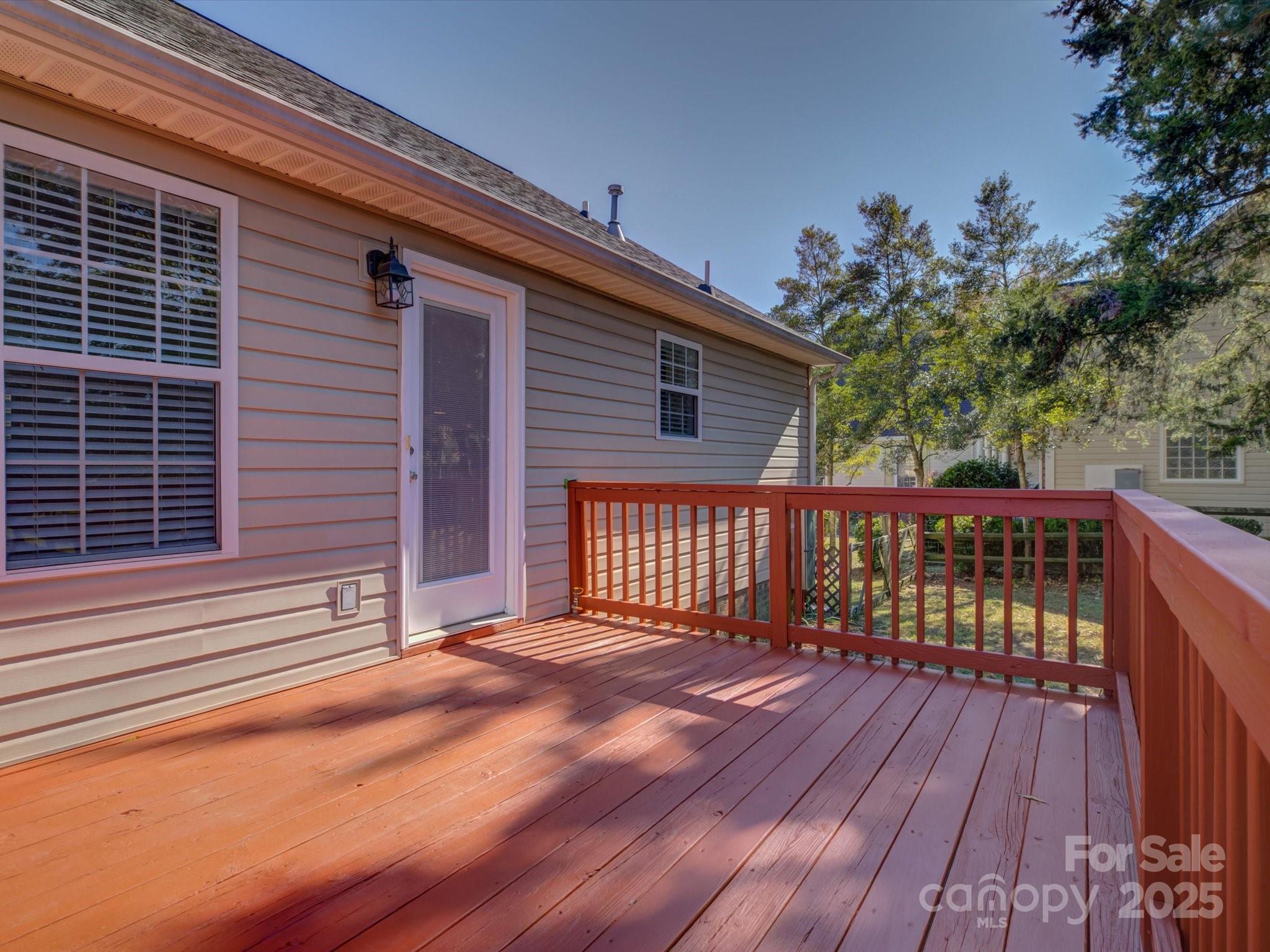 6030 Featherstone Court