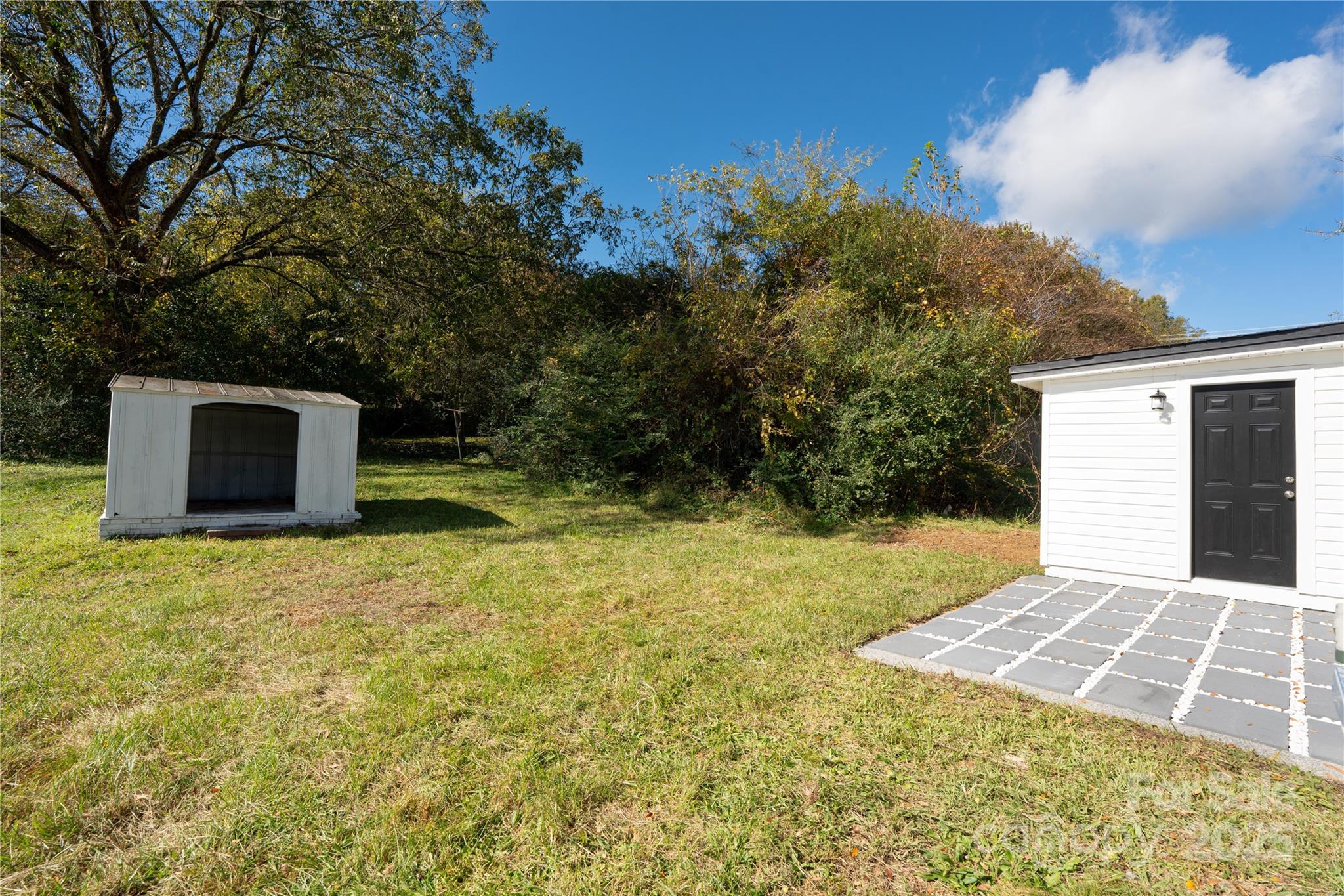 1017 W Fisher Street