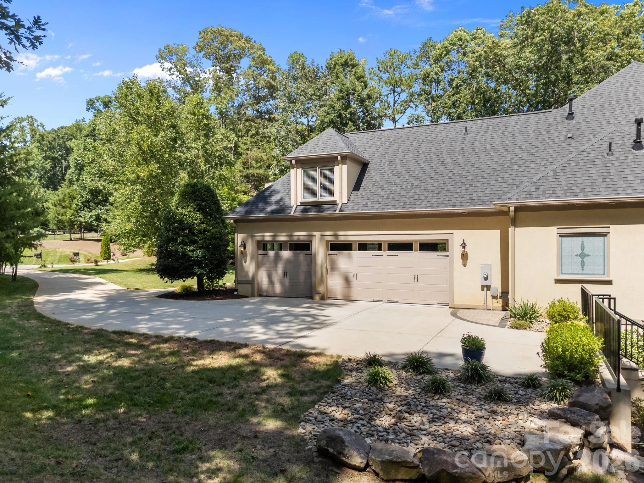 242 Anniston Way