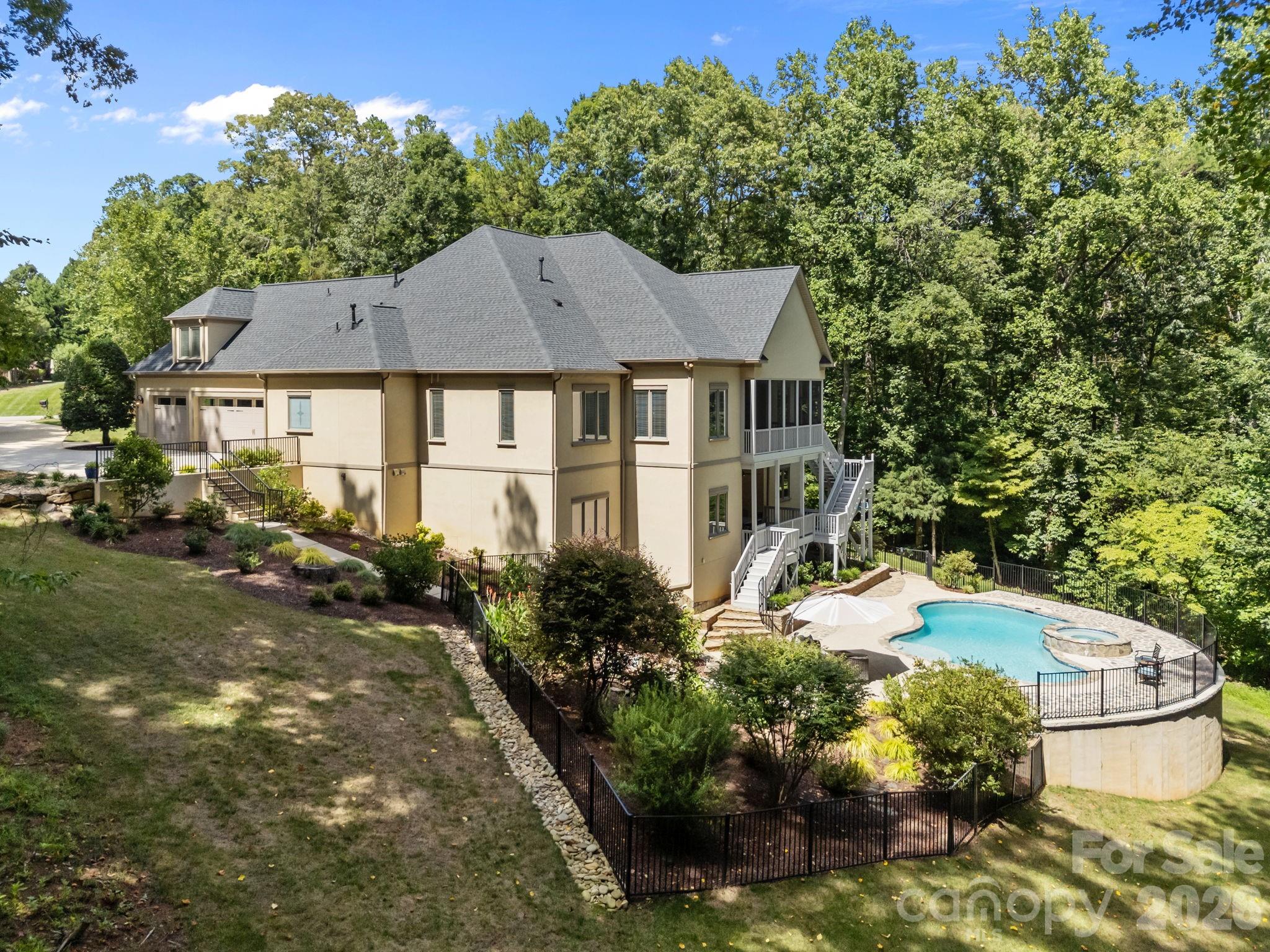 242 Anniston Way