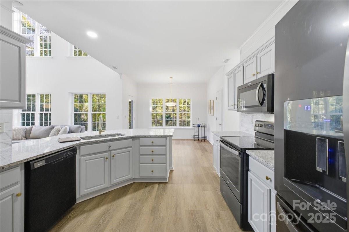 7709 Sedgebrook Drive E