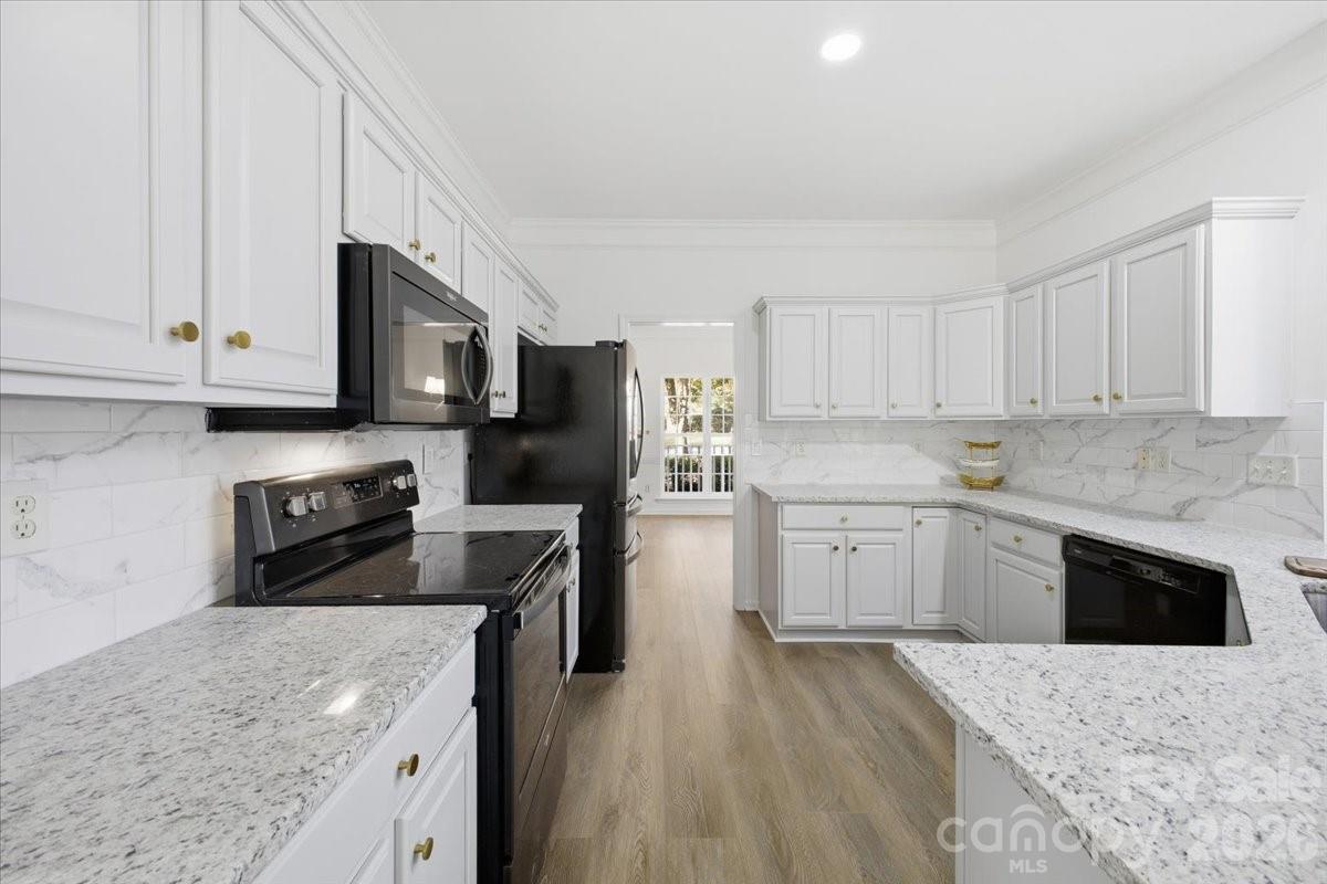 7709 Sedgebrook Drive E